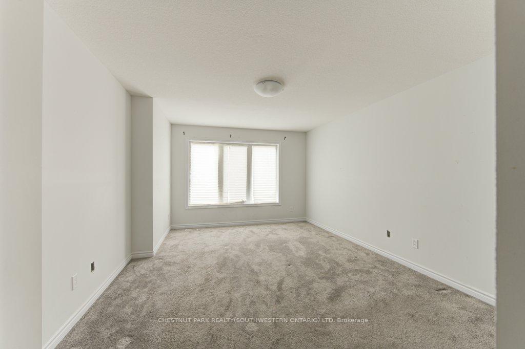Photo 34 of 317 Bradshaw Drive, Stratford — HOMEH
