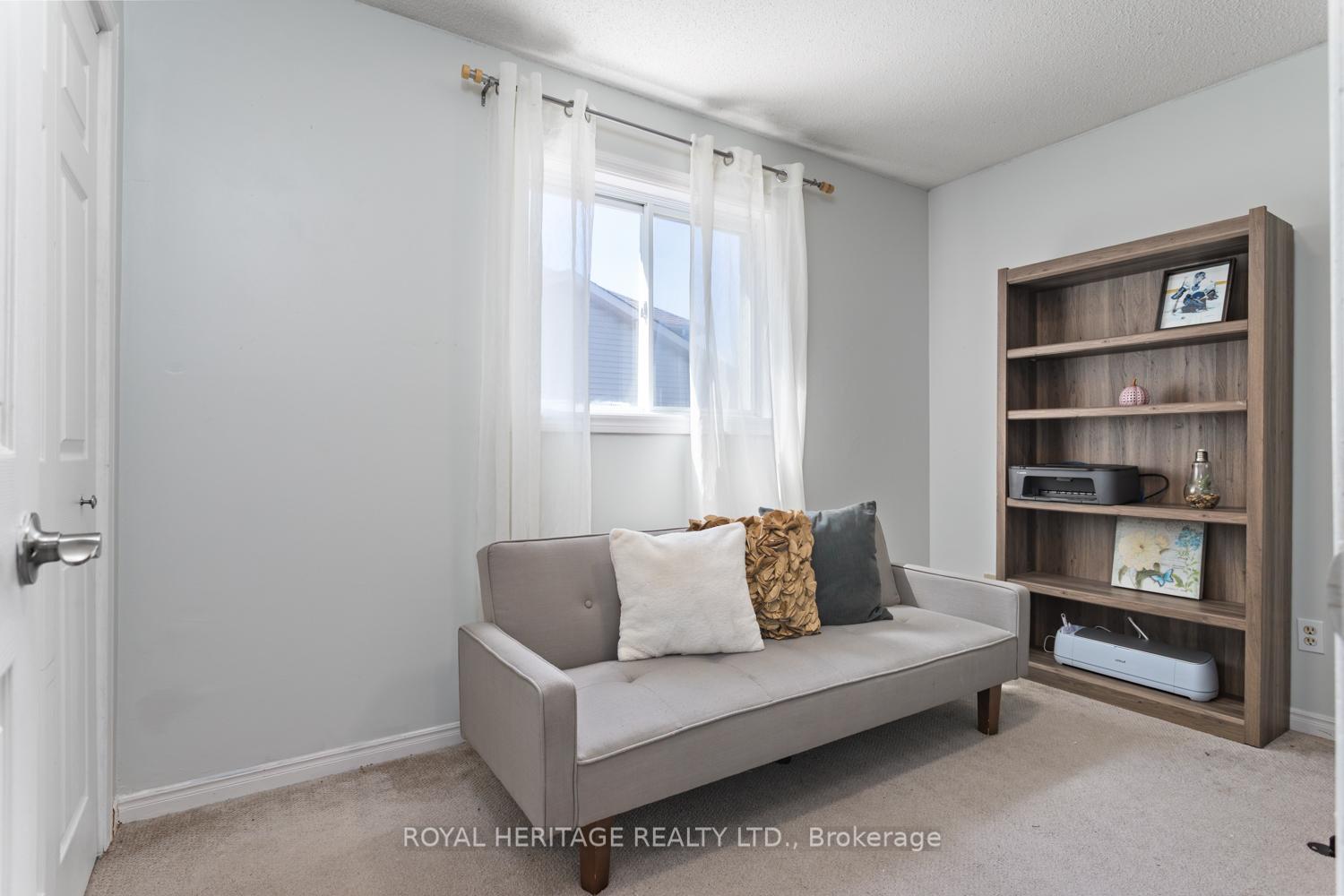 Photo 23 of 101 Hart Boulevard, Clarington, Newcastle — HOMEH