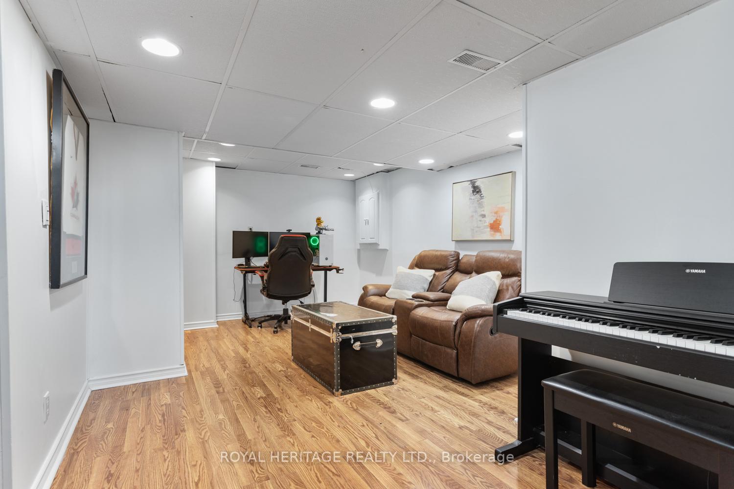 Photo 28 of 101 Hart Boulevard, Clarington, Newcastle — HOMEH