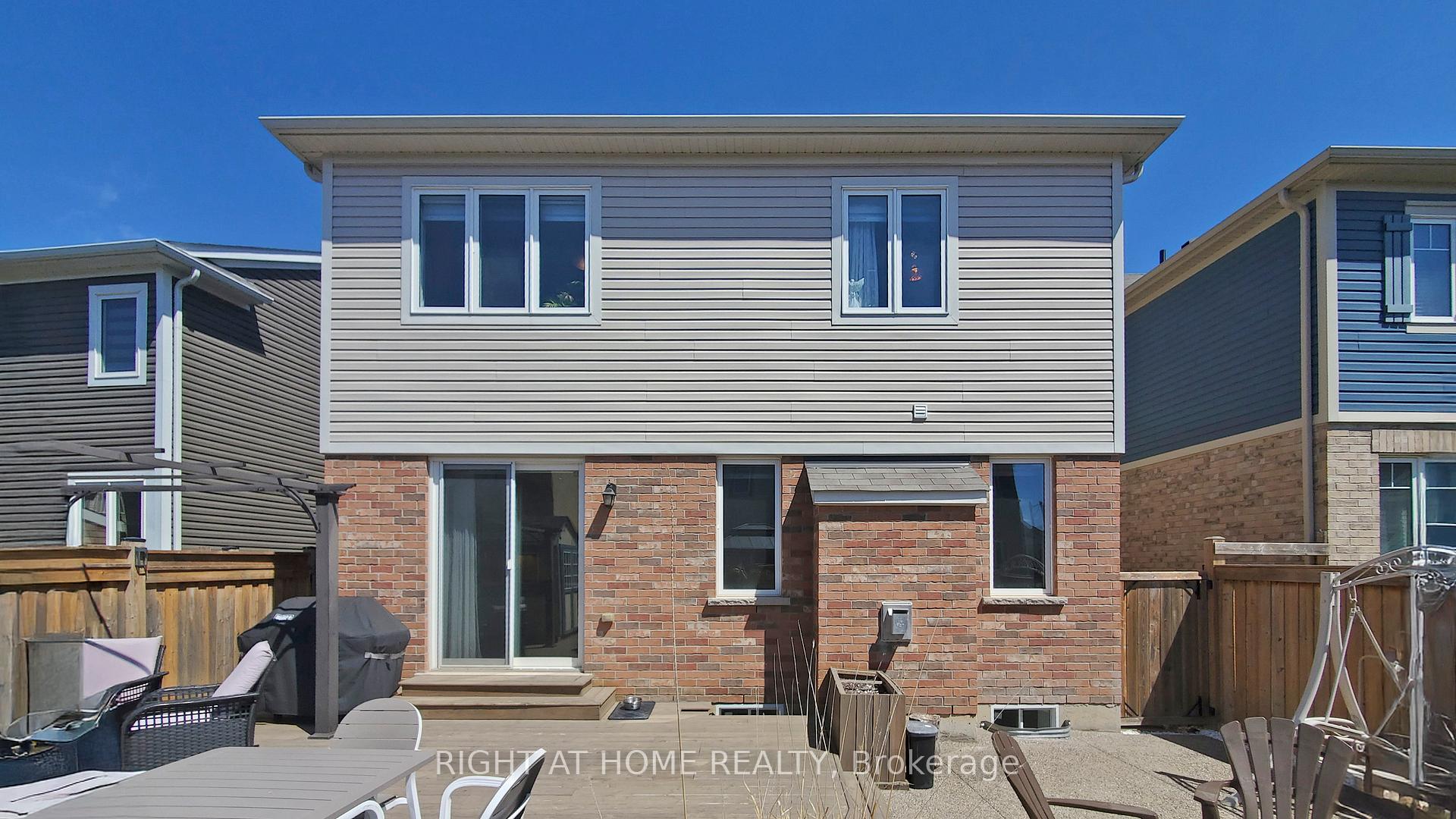 Photo 50 of 9 Bastia Street, Hamilton, Waterdown — HOMEH