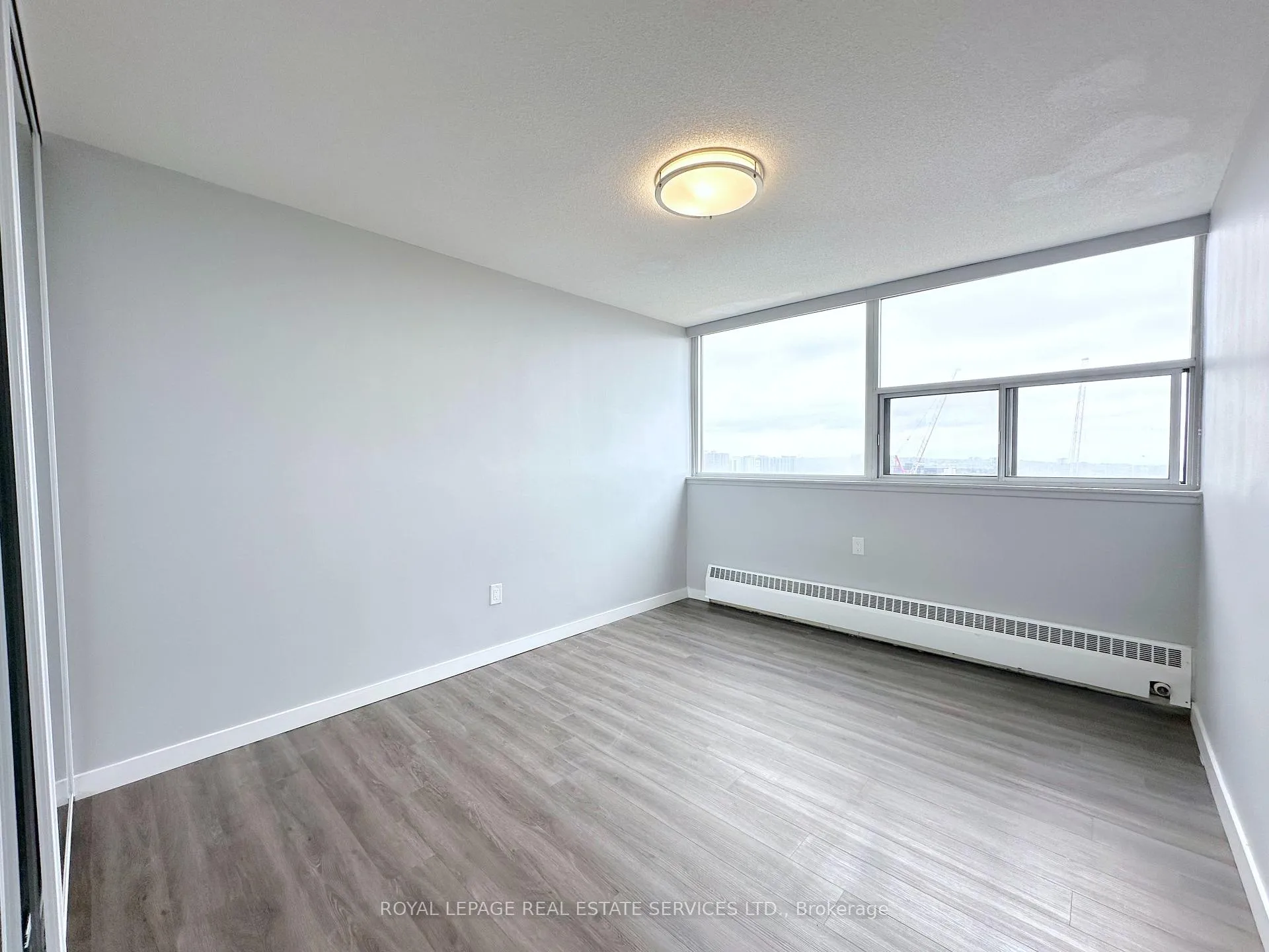 Photo 9 of Unit 2301, 265 Main Street, Toronto, East End-Danforth — HOMEH