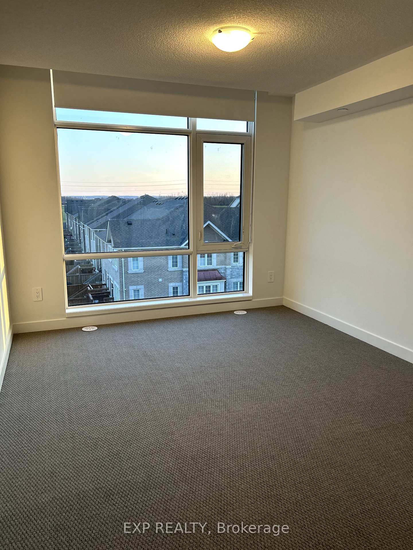 Photo 5 of Unit Unit 16, 65 Romilly Avenue, Brampton, Northwest Brampton — HOMEH