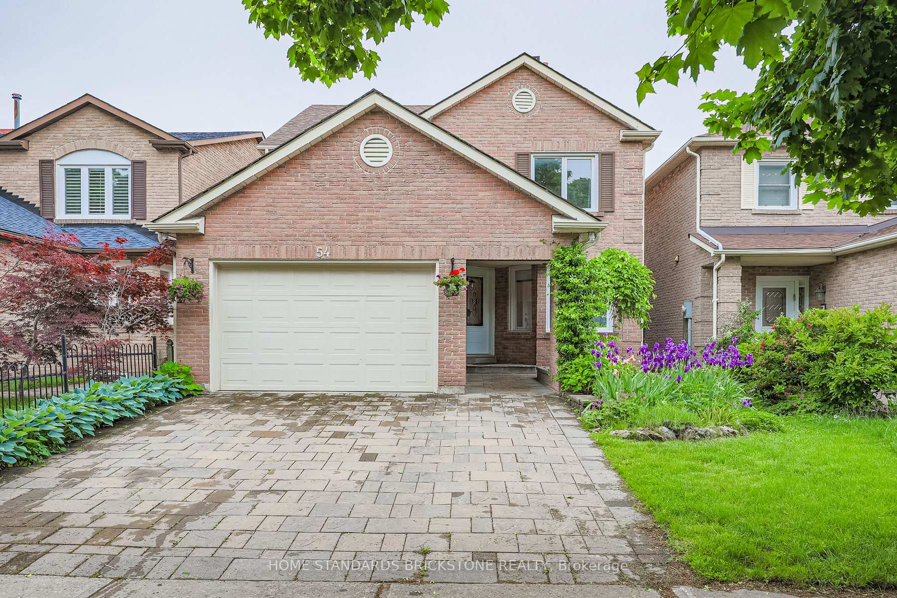 Photo 1 of 54 Peter Andrew Crescent W, Vaughan, Brownridge — HOMEH