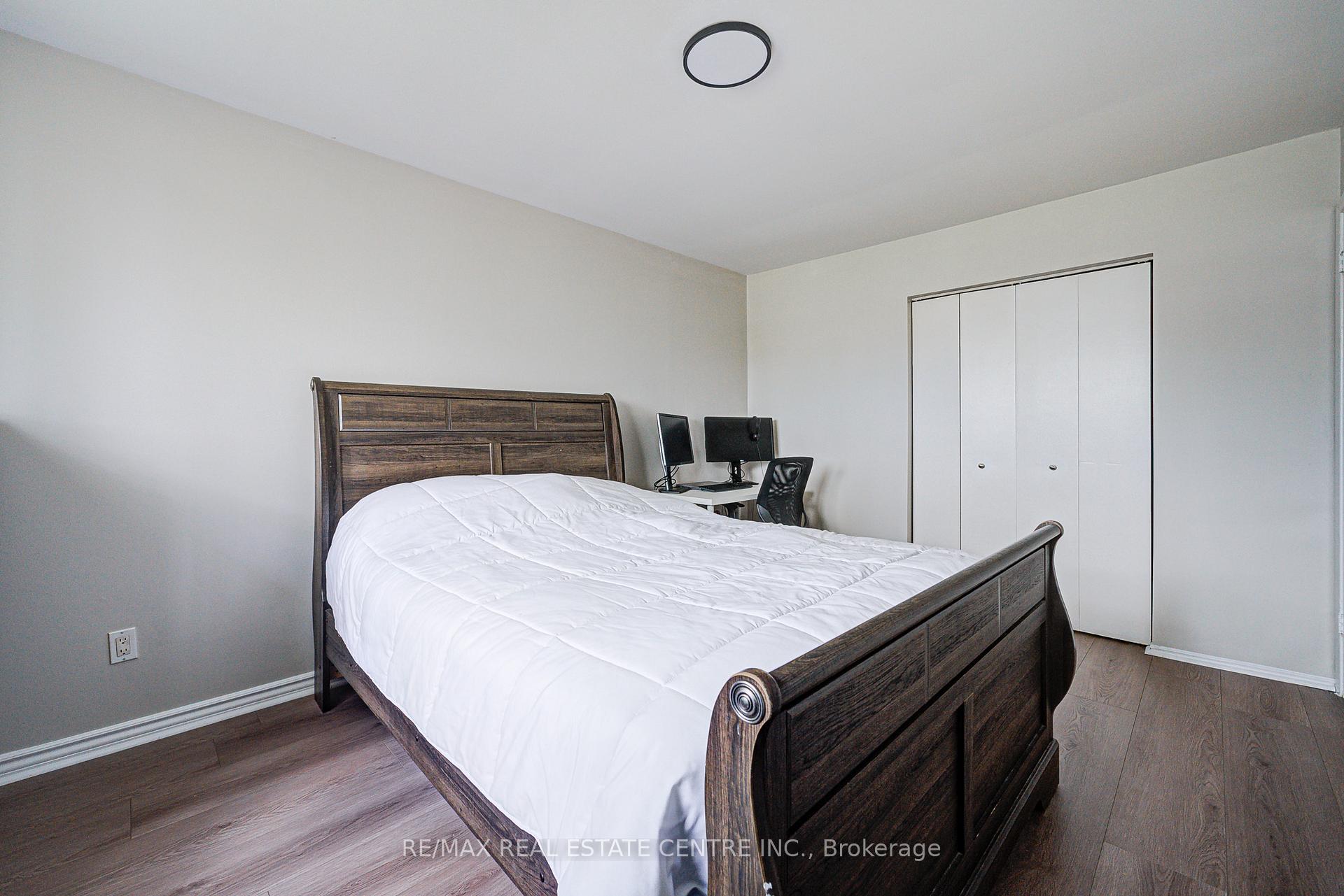 Photo 21 of 244 Archdekin Drive, Brampton, Madoc — HOMEH