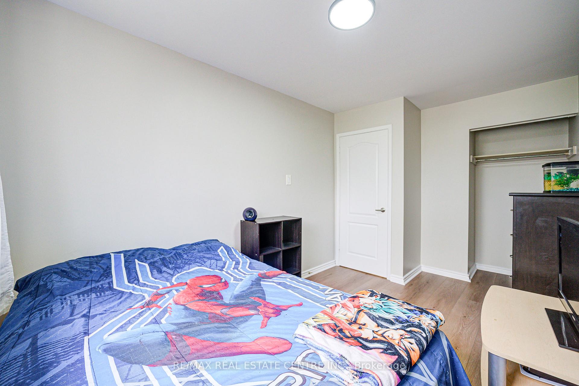 Photo 23 of 244 Archdekin Drive, Brampton, Madoc — HOMEH