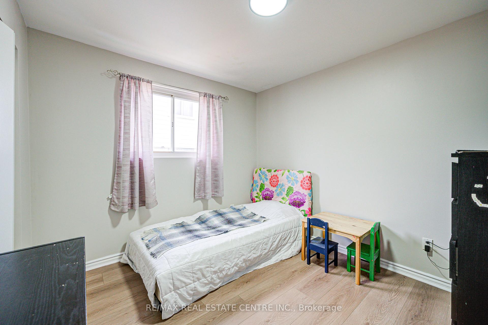 Photo 25 of 244 Archdekin Drive, Brampton, Madoc — HOMEH