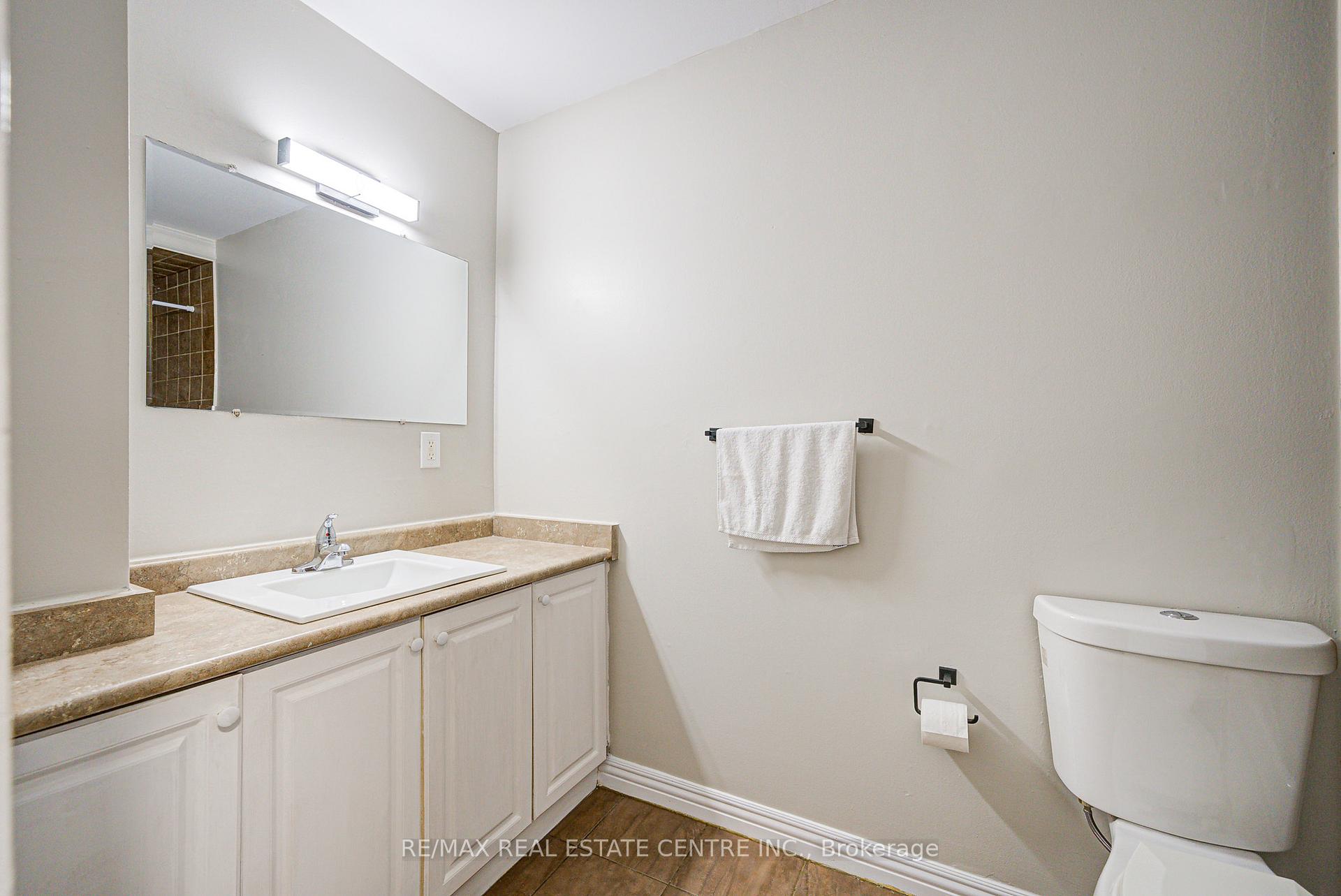 Photo 27 of 244 Archdekin Drive, Brampton, Madoc — HOMEH