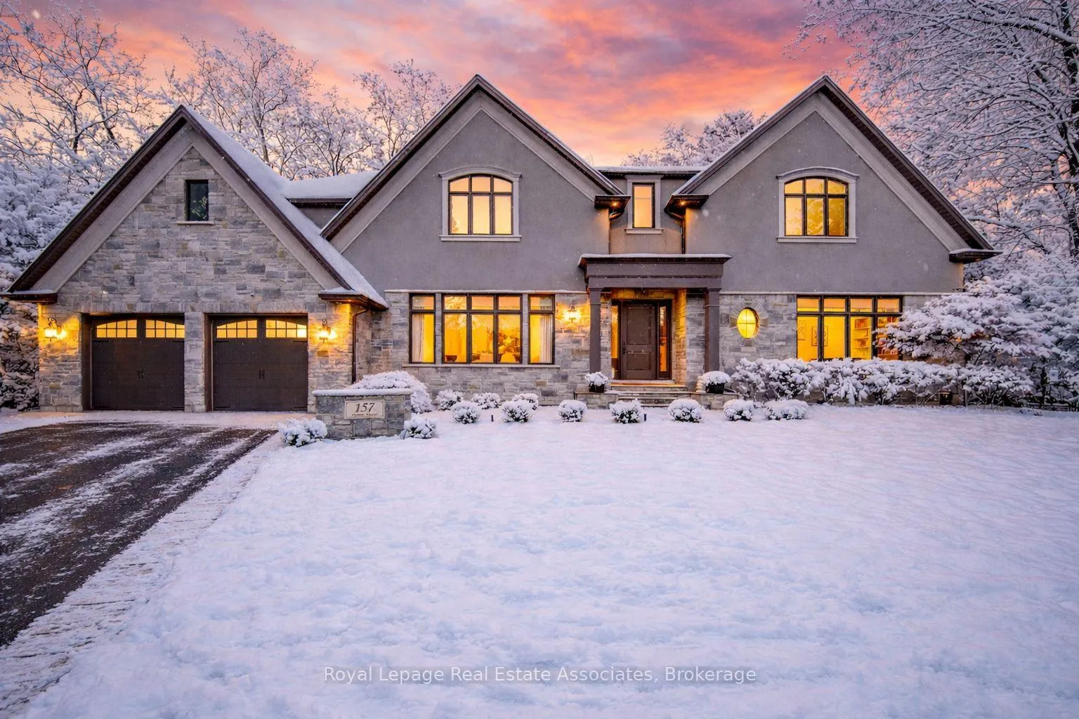 Photo 1 of 157 Dianne Avenue, Oakville, Morrison — HOMEH
