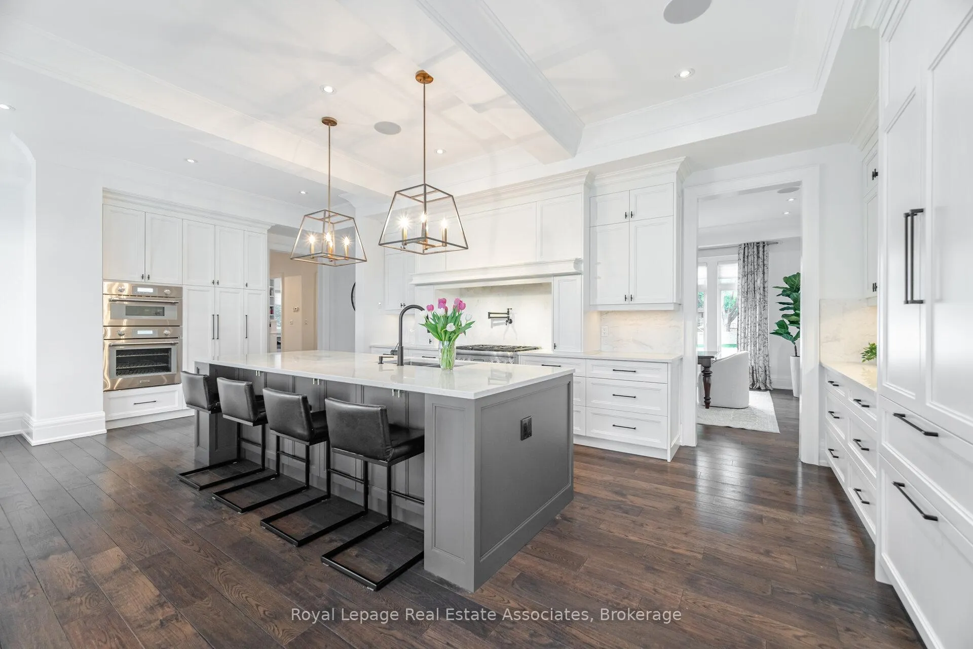 Photo 8 of 157 Dianne Avenue, Oakville, Morrison — HOMEH