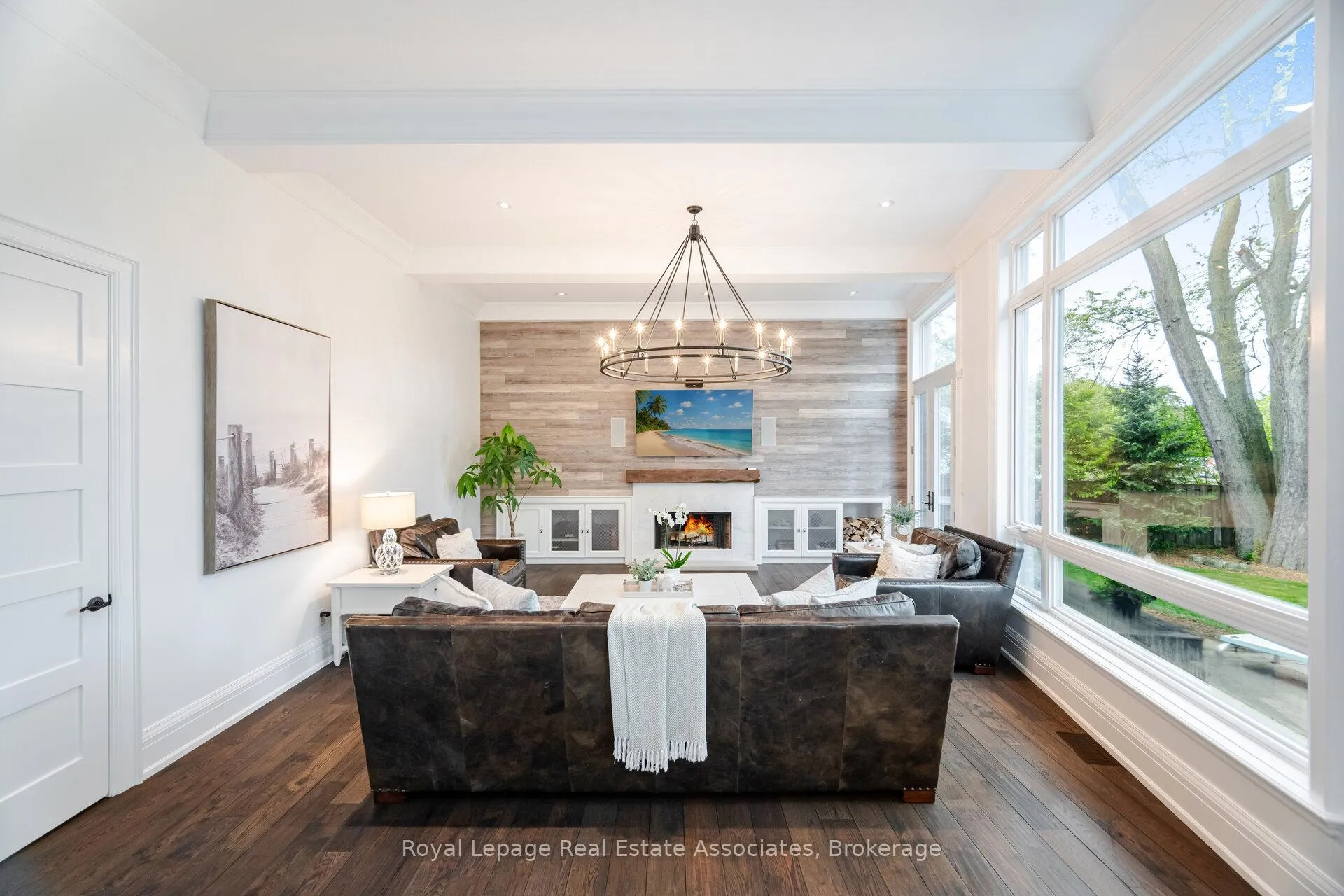 Photo 16 of 157 Dianne Avenue, Oakville, Morrison — HOMEH