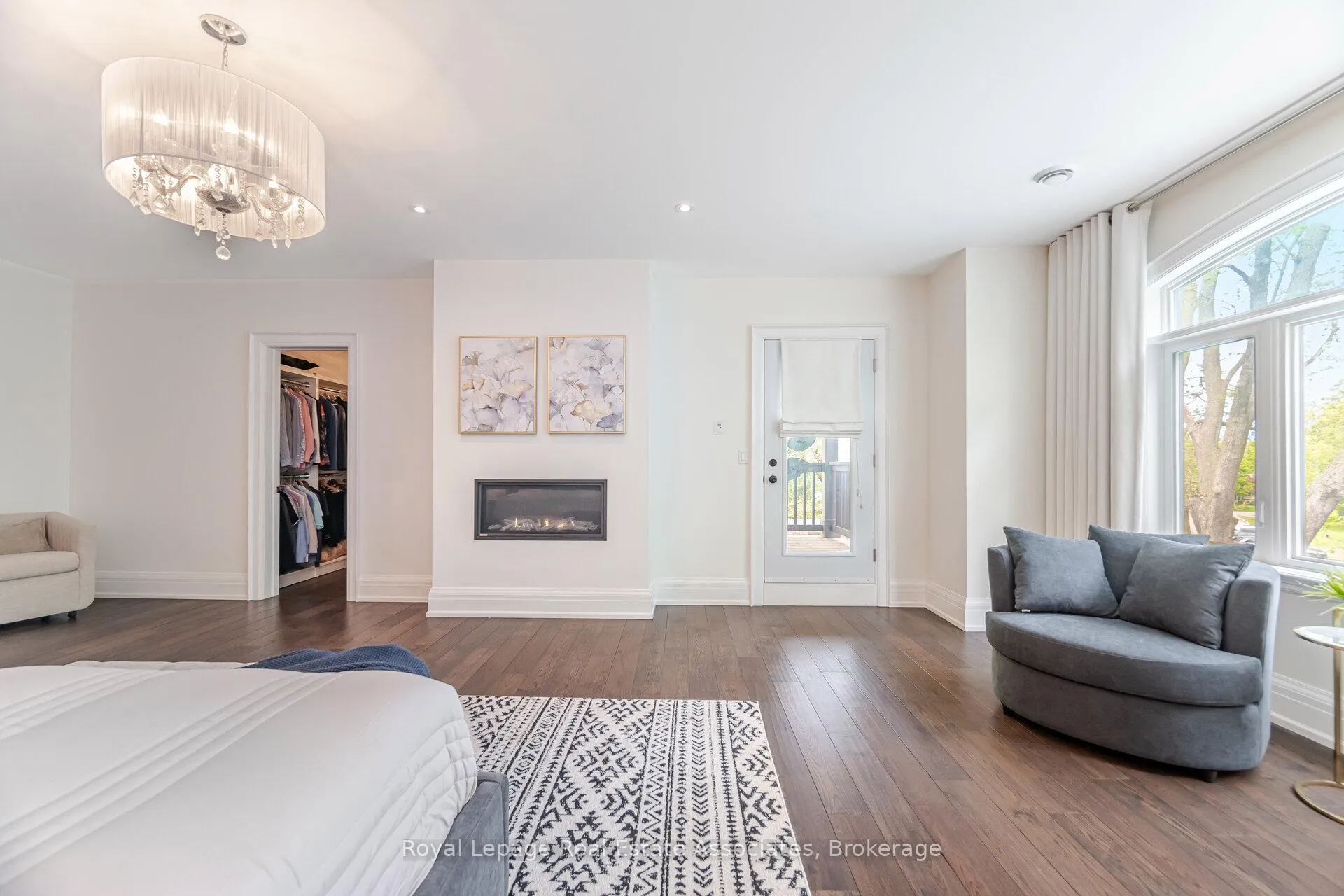 Photo 28 of 157 Dianne Avenue, Oakville, Morrison — HOMEH