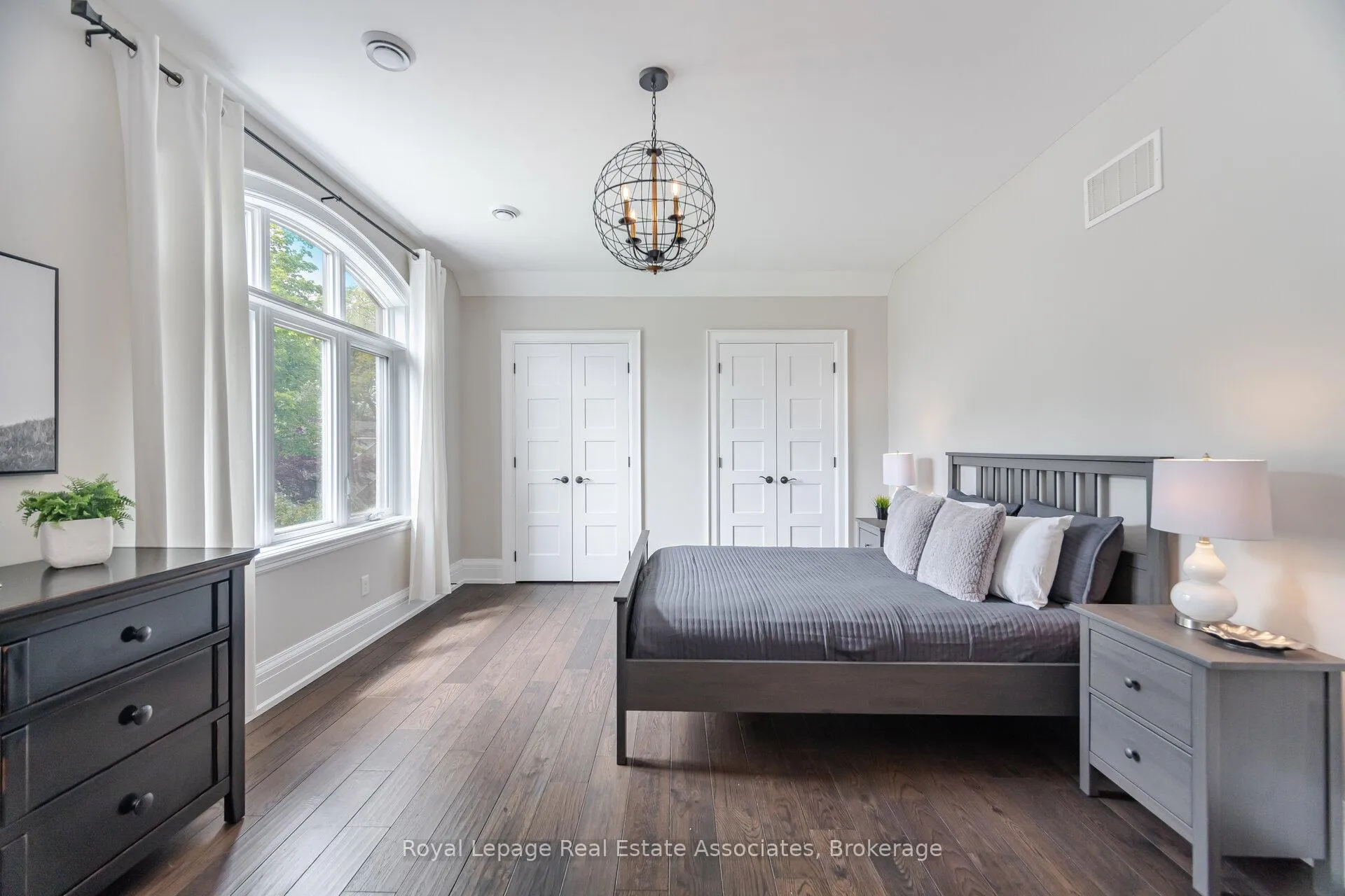 Photo 30 of 157 Dianne Avenue, Oakville, Morrison — HOMEH
