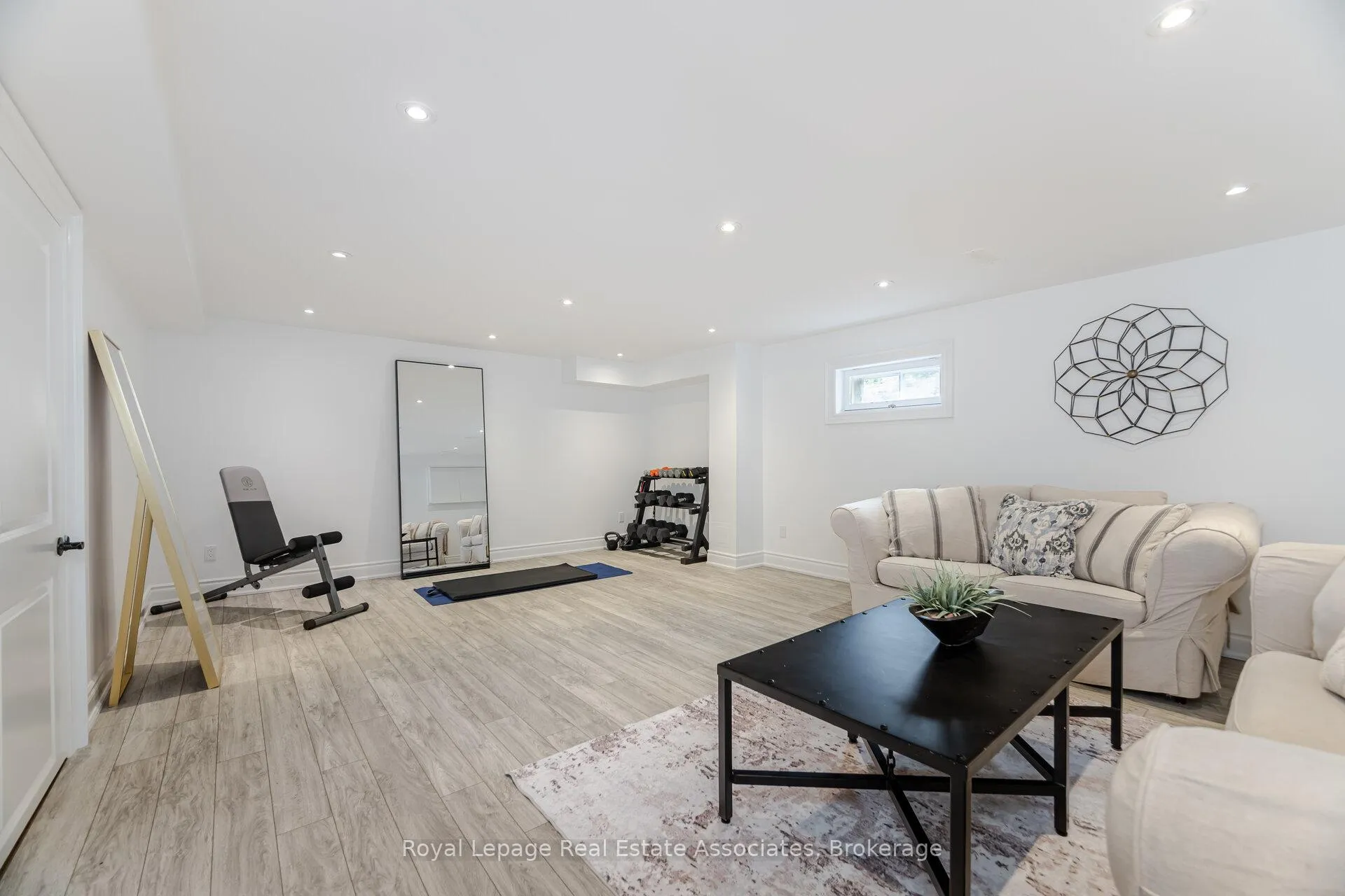 Photo 40 of 157 Dianne Avenue, Oakville, Morrison — HOMEH