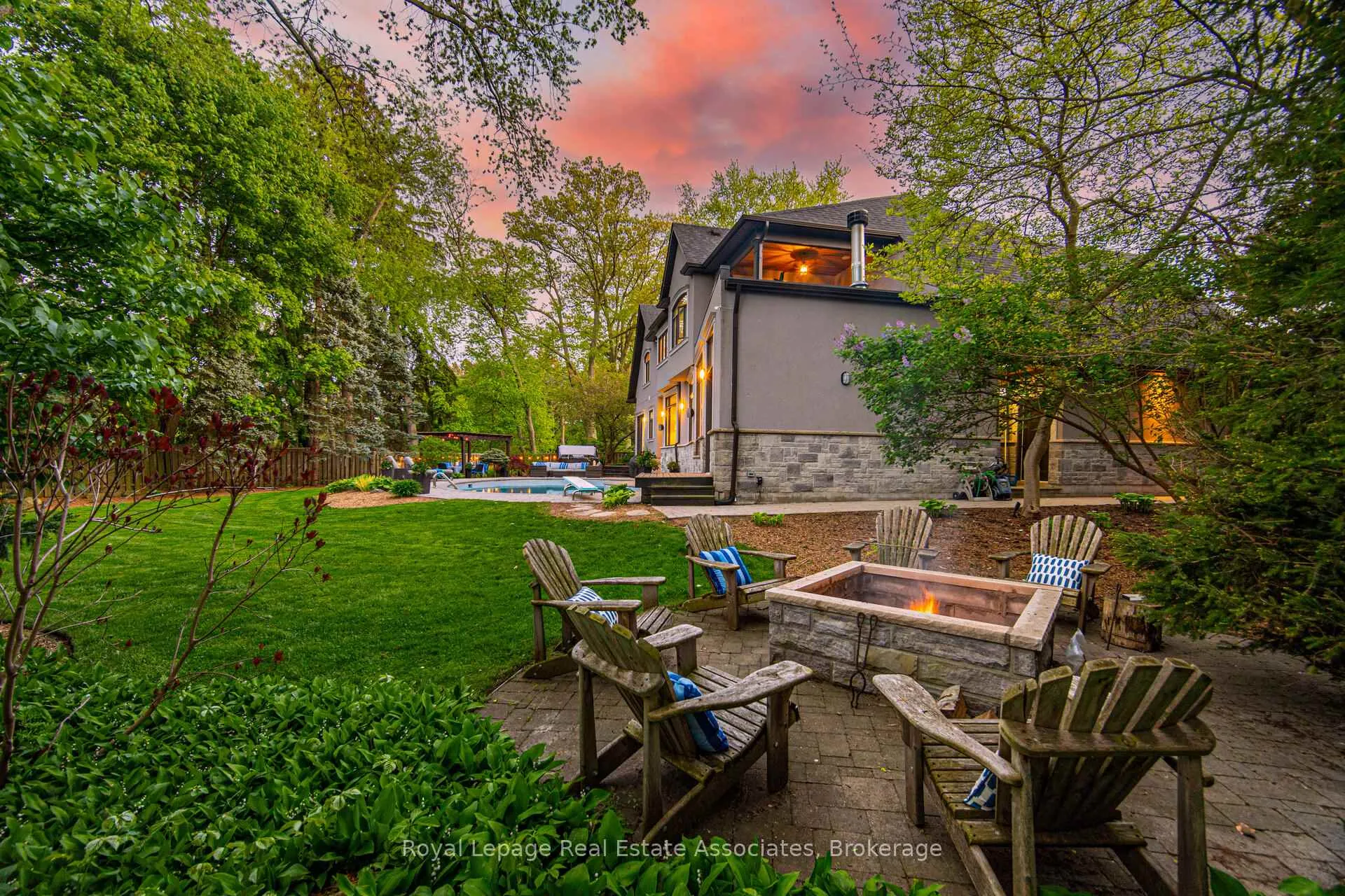 Photo 48 of 157 Dianne Avenue, Oakville, Morrison — HOMEH