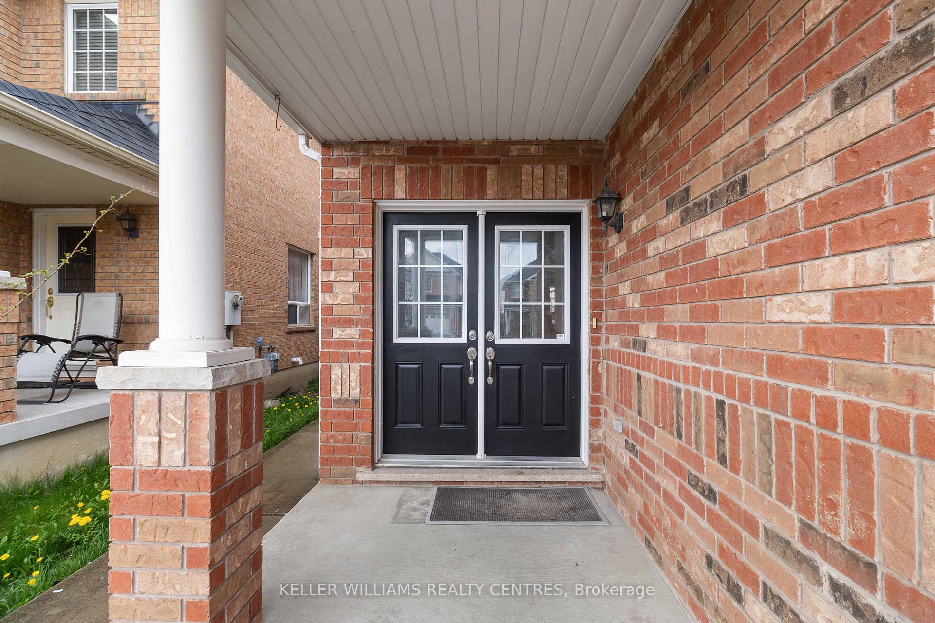 Photo 3 of 20 Parisian Road, Brampton, Vales of Castlemore — HOMEH
