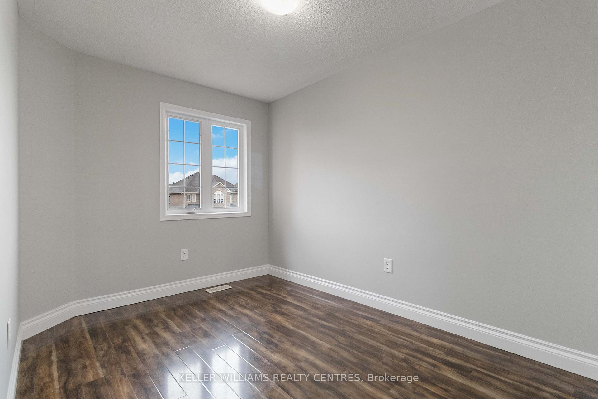 Photo 29 of 20 Parisian Road, Brampton, Vales of Castlemore — HOMEH