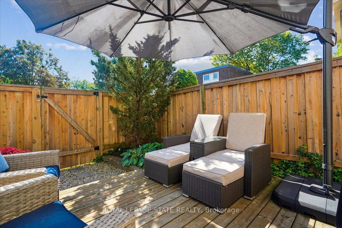 Photo 9 of Unit 19, 125 Bonaventure Drive, Hamilton, Gilbert — HOMEH