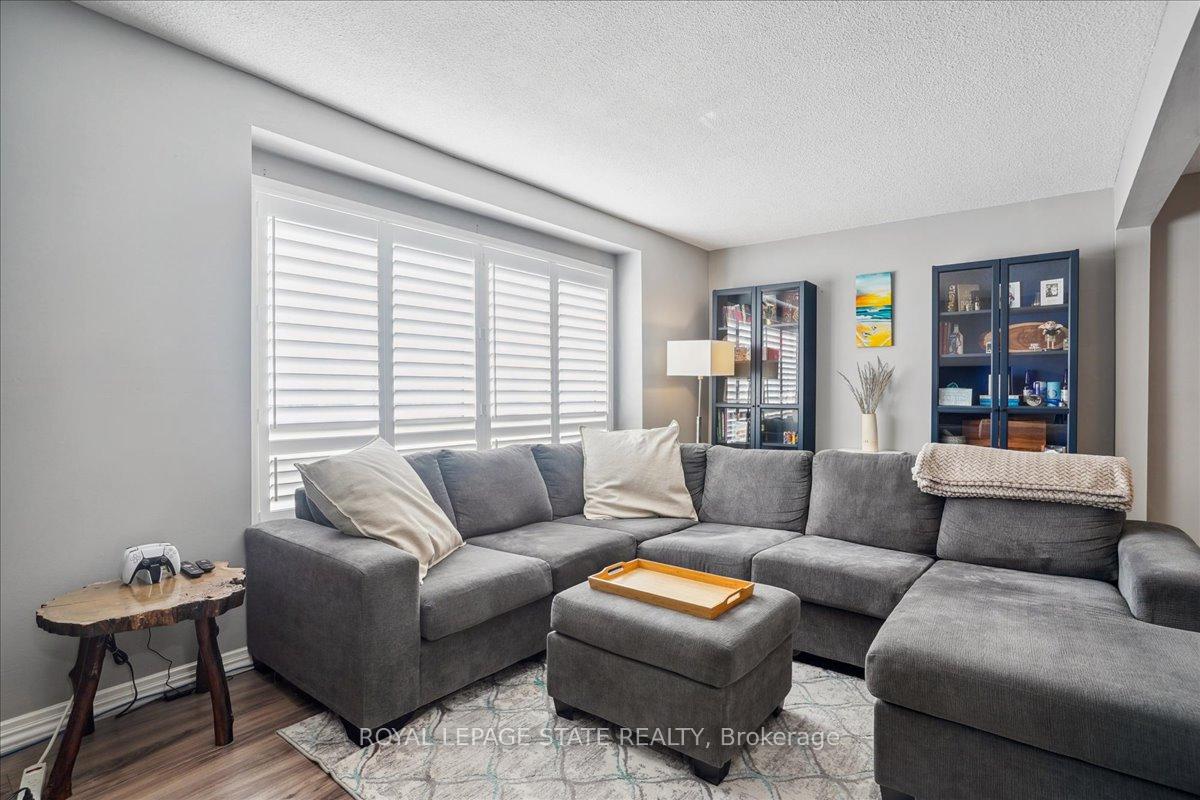 Photo 12 of Unit 19, 125 Bonaventure Drive, Hamilton, Gilbert — HOMEH