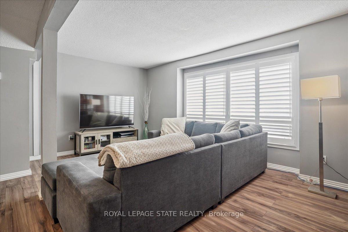 Photo 14 of Unit 19, 125 Bonaventure Drive, Hamilton, Gilbert — HOMEH