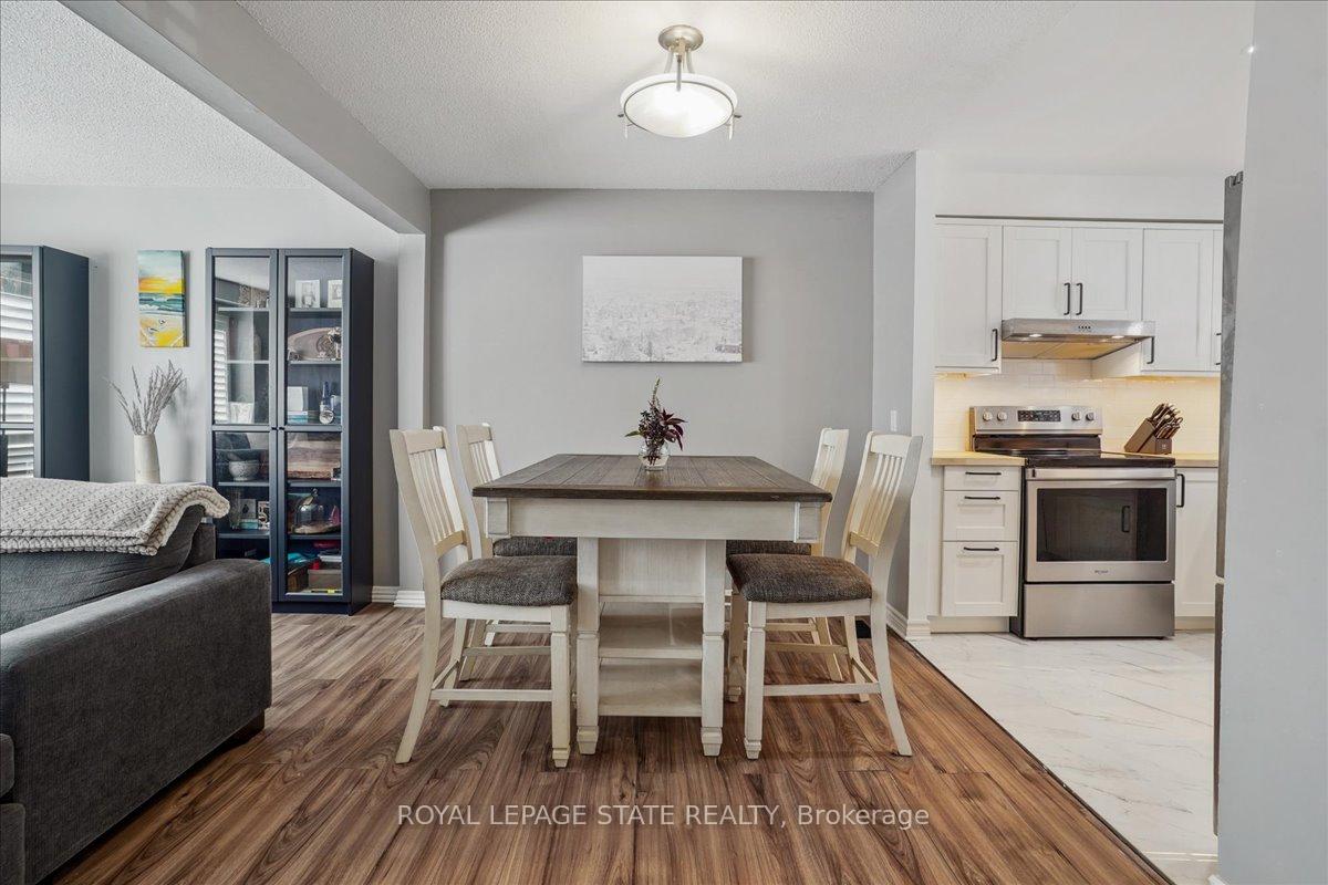 Photo 17 of Unit 19, 125 Bonaventure Drive, Hamilton, Gilbert — HOMEH