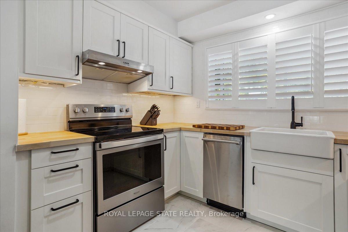 Photo 19 of Unit 19, 125 Bonaventure Drive, Hamilton, Gilbert — HOMEH