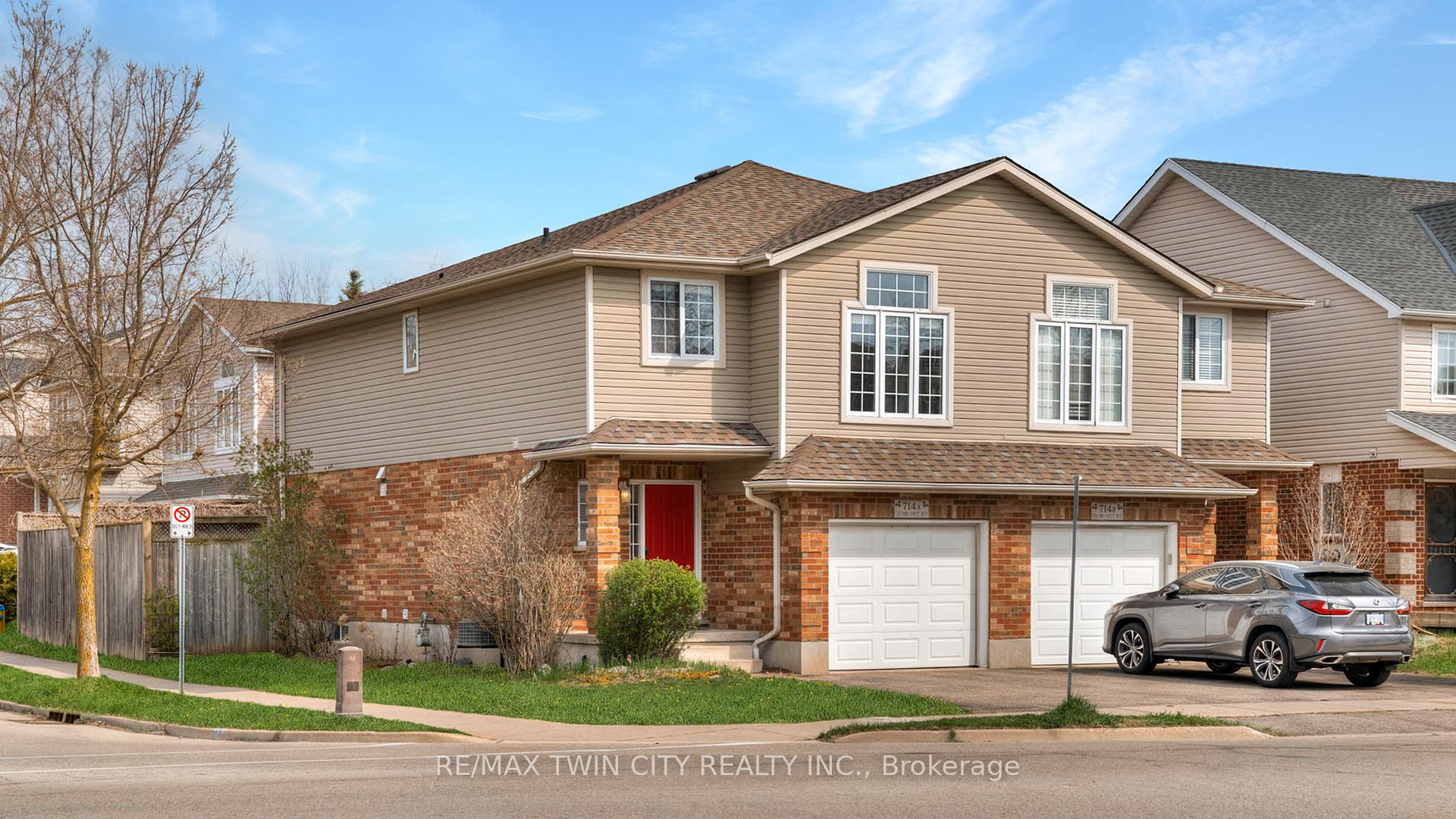 Photo 2 of 714A Columbia Forest Boulevard, Waterloo — HOMEH