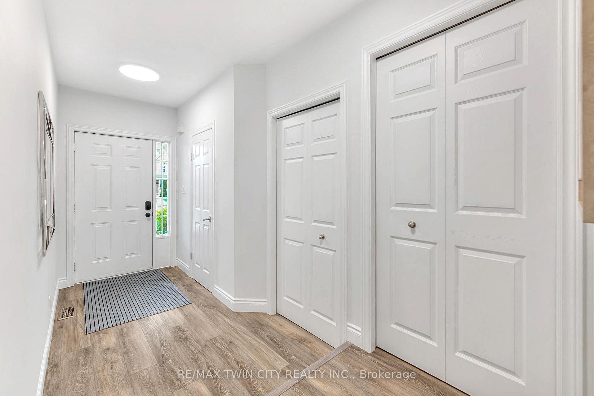 Photo 5 of 714A Columbia Forest Boulevard, Waterloo — HOMEH