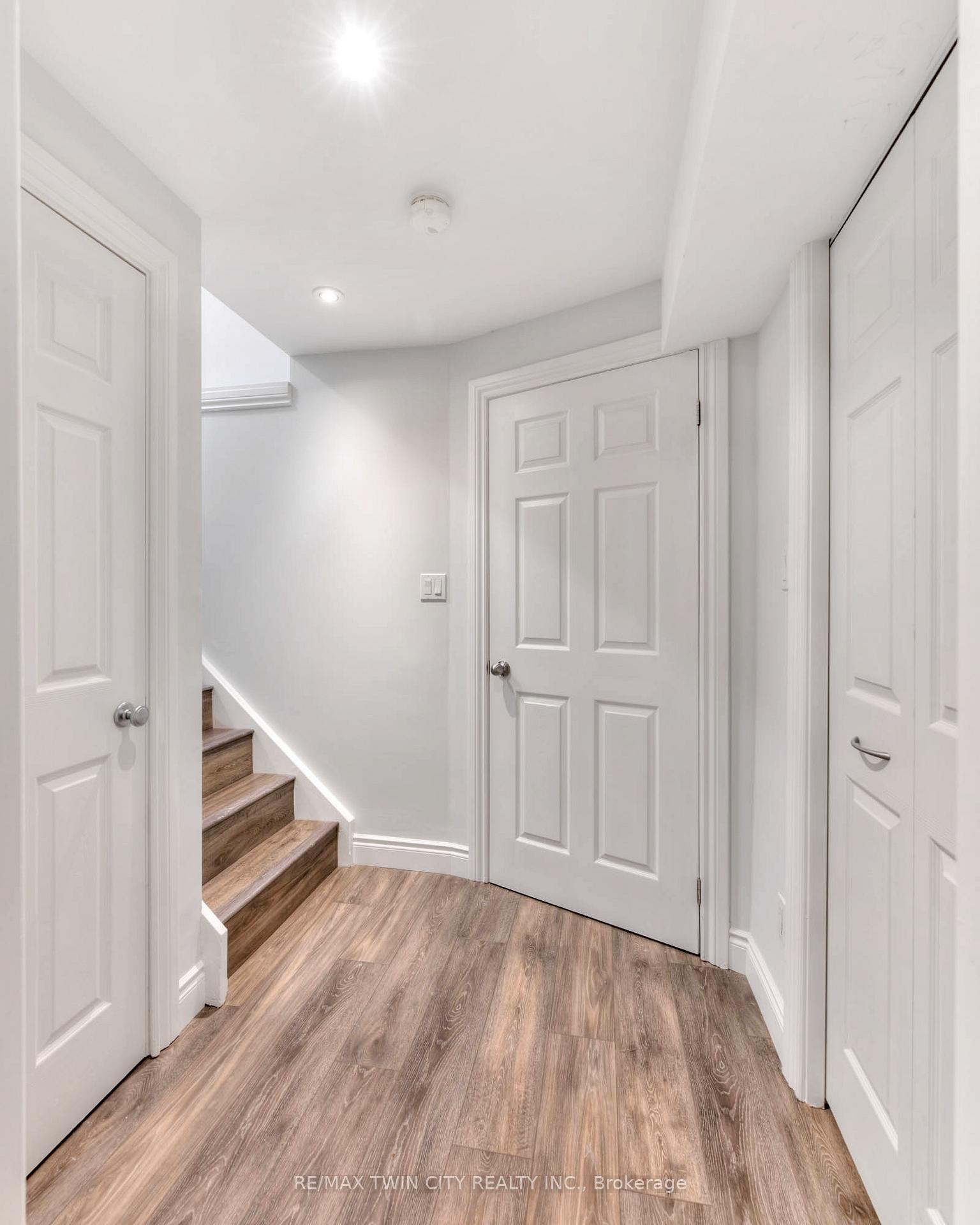 Photo 29 of 714A Columbia Forest Boulevard, Waterloo — HOMEH