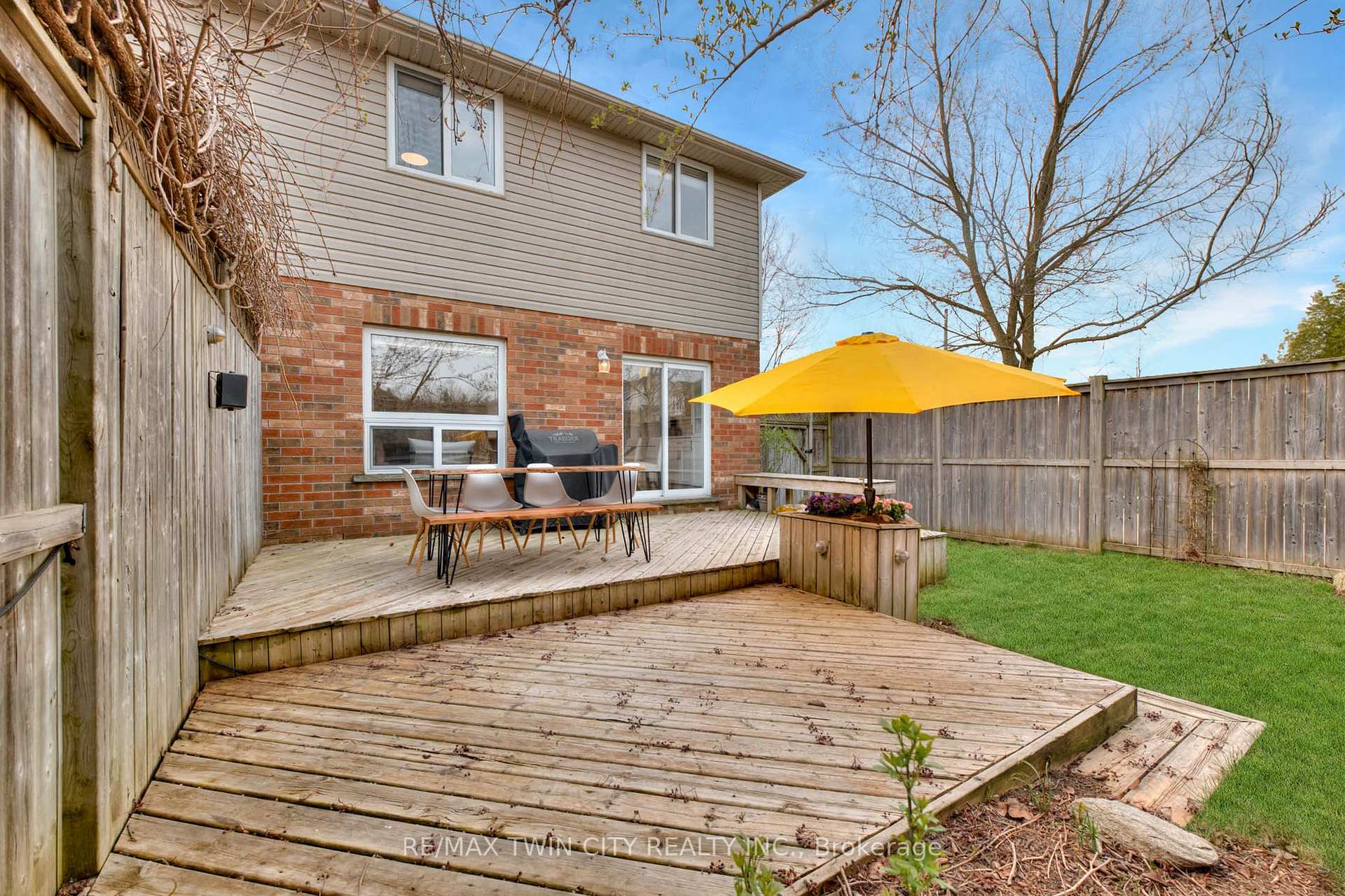 Photo 39 of 714A Columbia Forest Boulevard, Waterloo — HOMEH