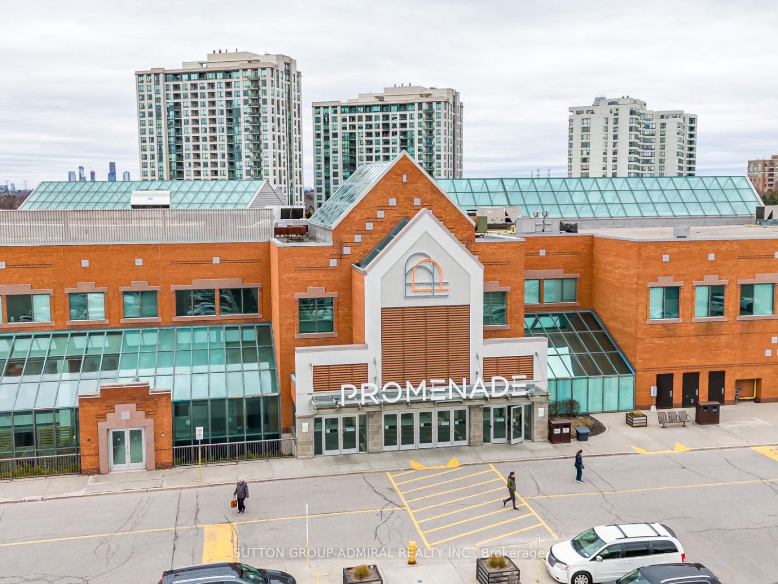 Photo 1 of 106 Disera Drive, Vaughan, Beverley Glen — HOMEH