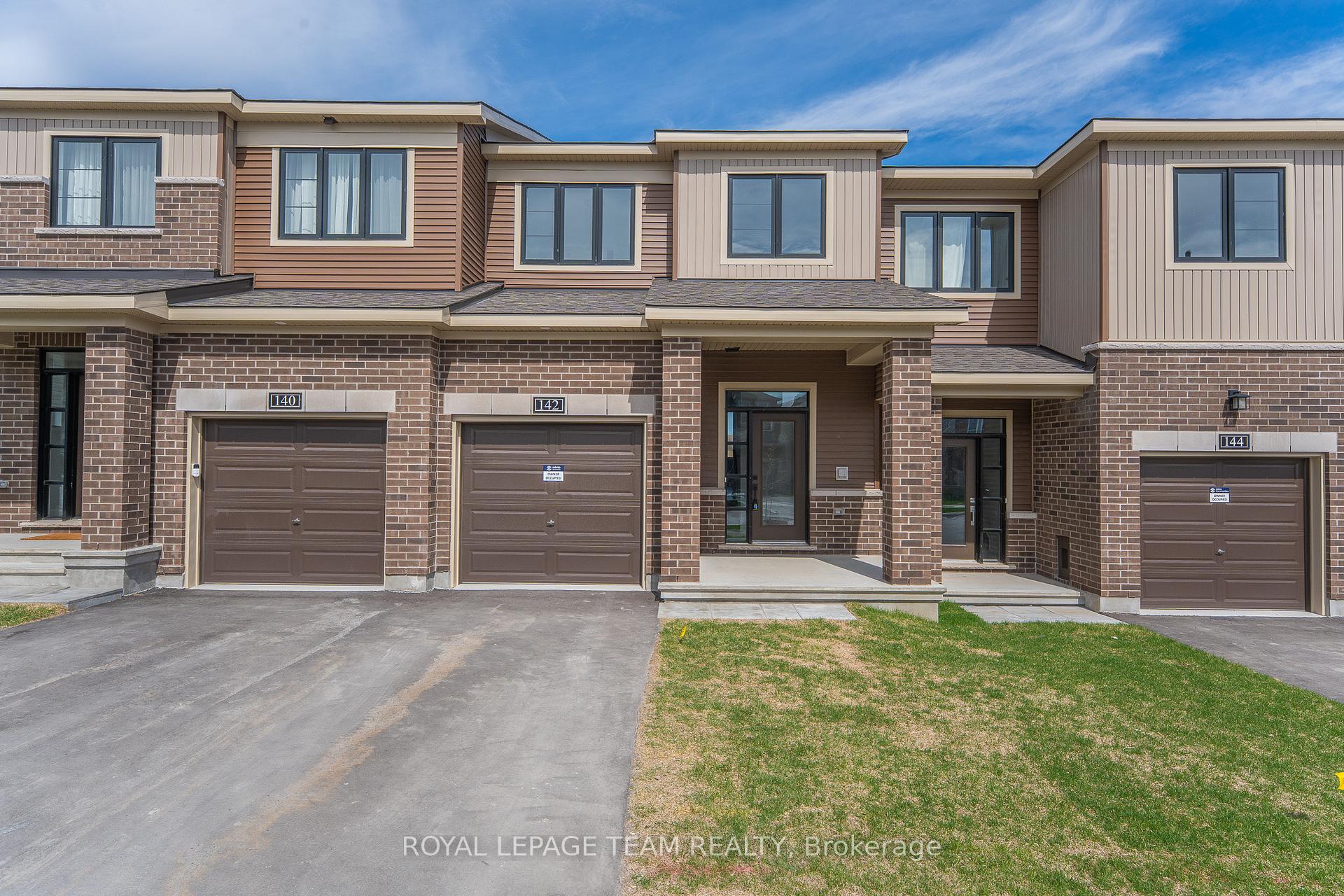 Photo 1 of 142 Invention Boulevard, Ottawa, Kanata - Morgan's Grant/South March — HOMEH