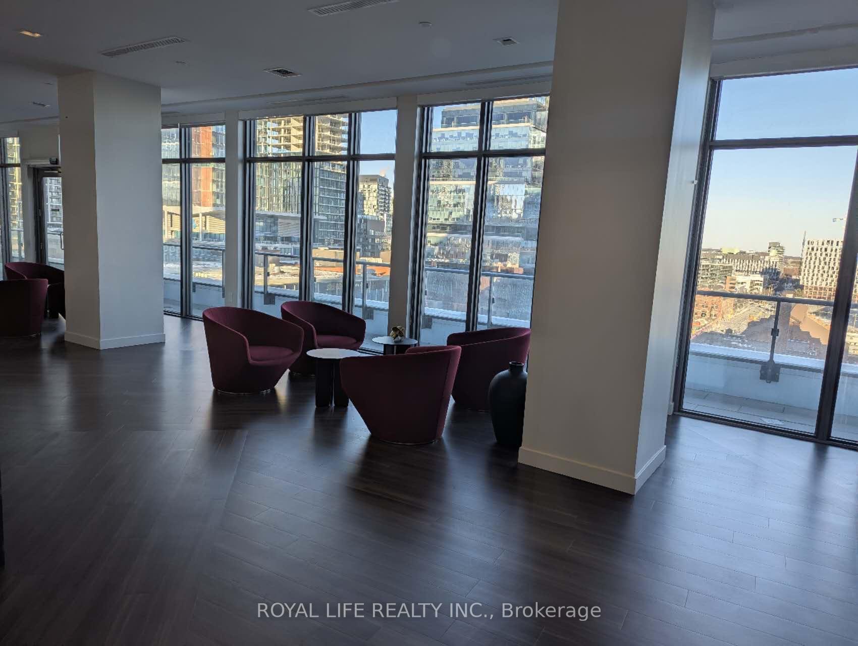 Photo 2 of Unit 1101, 60 Princess Street, Toronto, Waterfront Communities — HOMEH