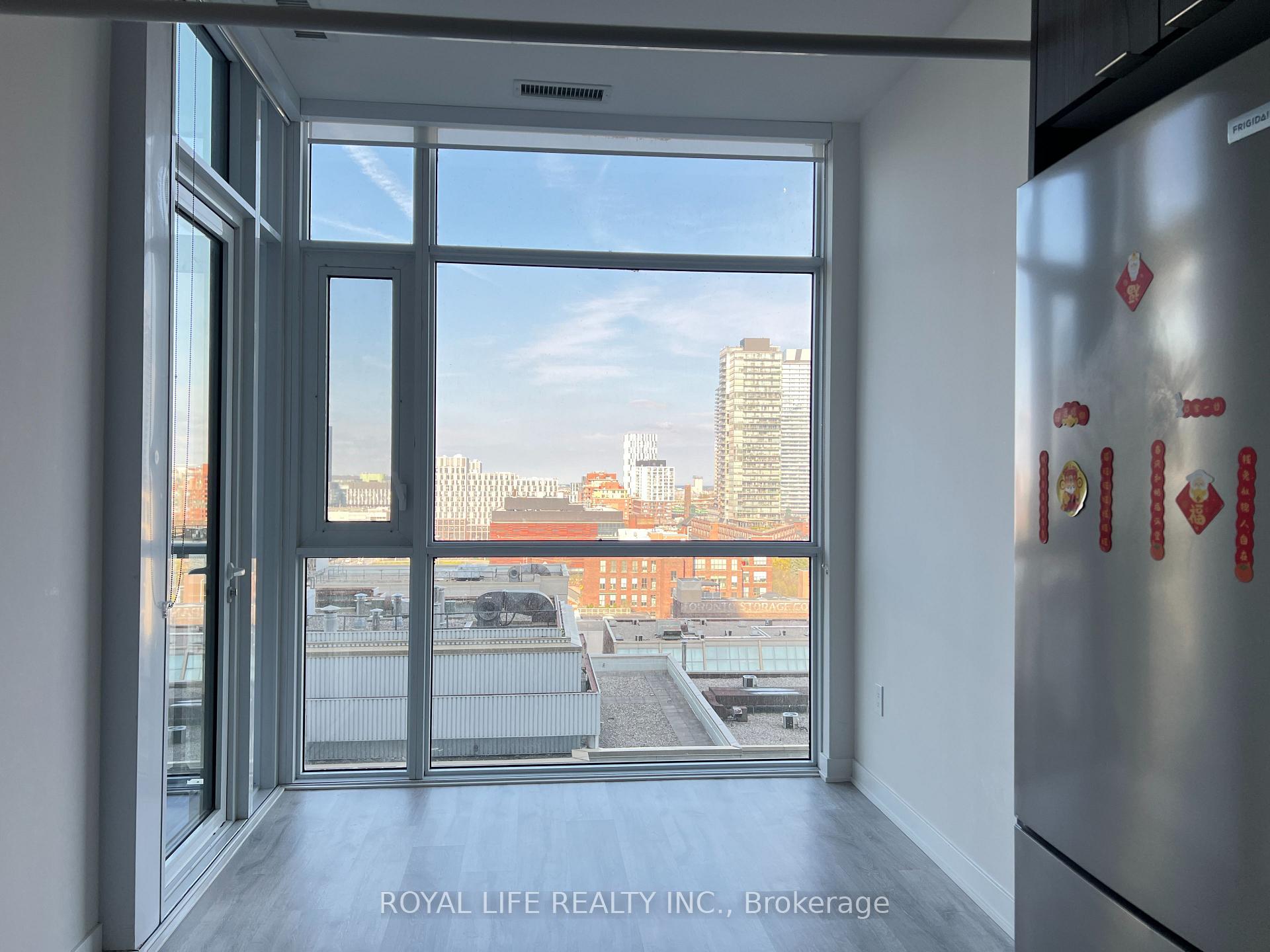 Photo 8 of Unit 1101, 60 Princess Street, Toronto, Waterfront Communities — HOMEH