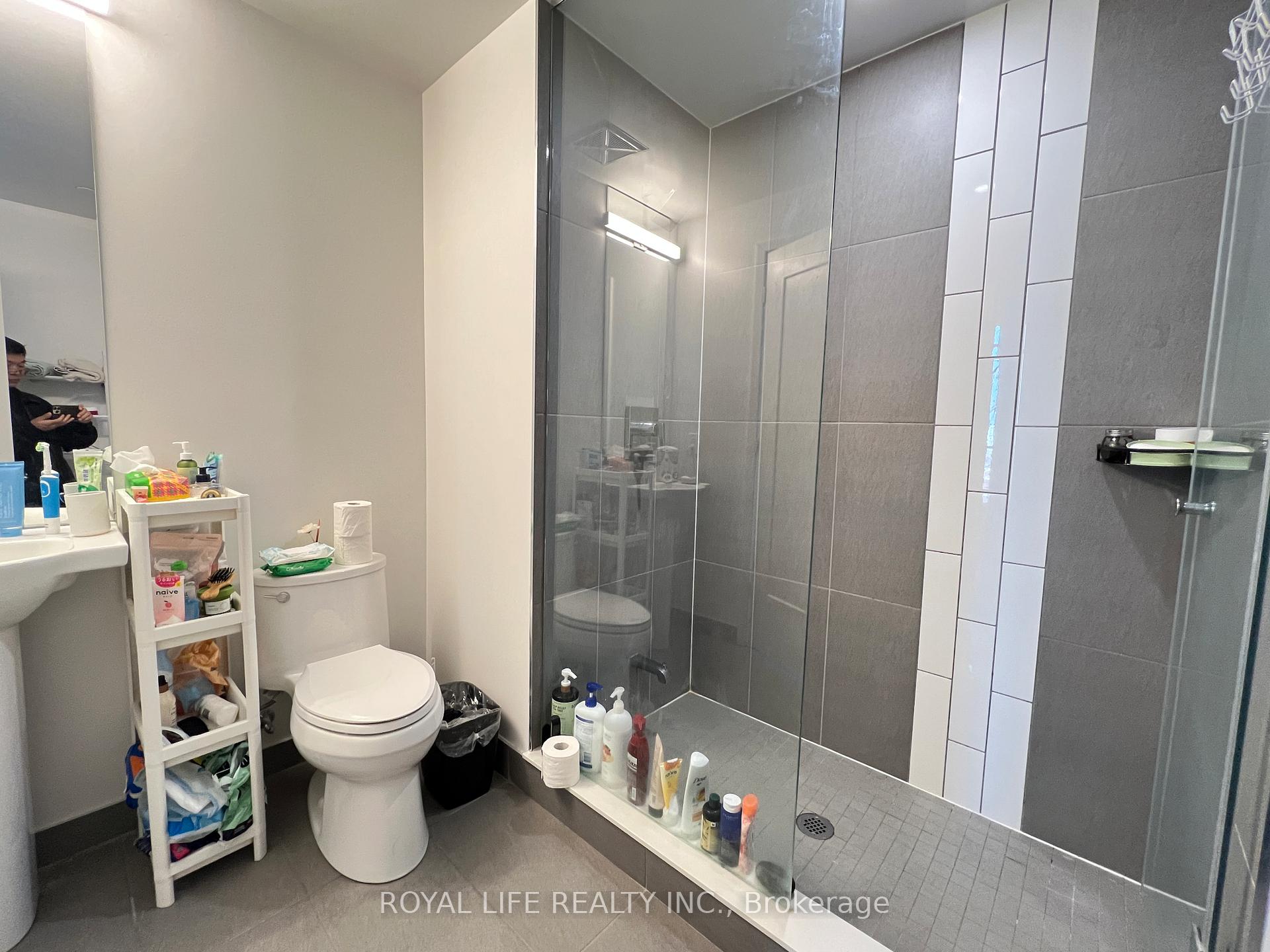 Photo 14 of Unit 1101, 60 Princess Street, Toronto, Waterfront Communities — HOMEH