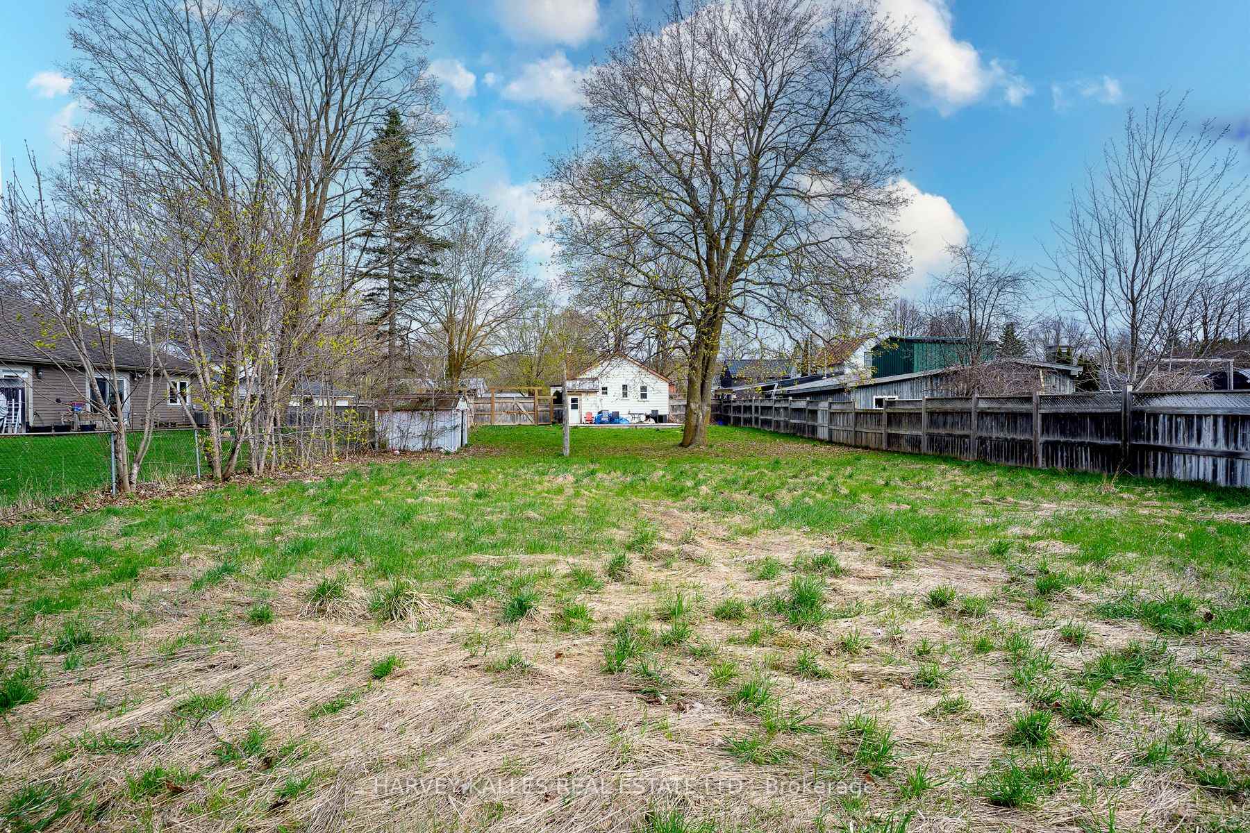 Photo 5 of 19 Wellington Street, Clearview, Creemore — HOMEH