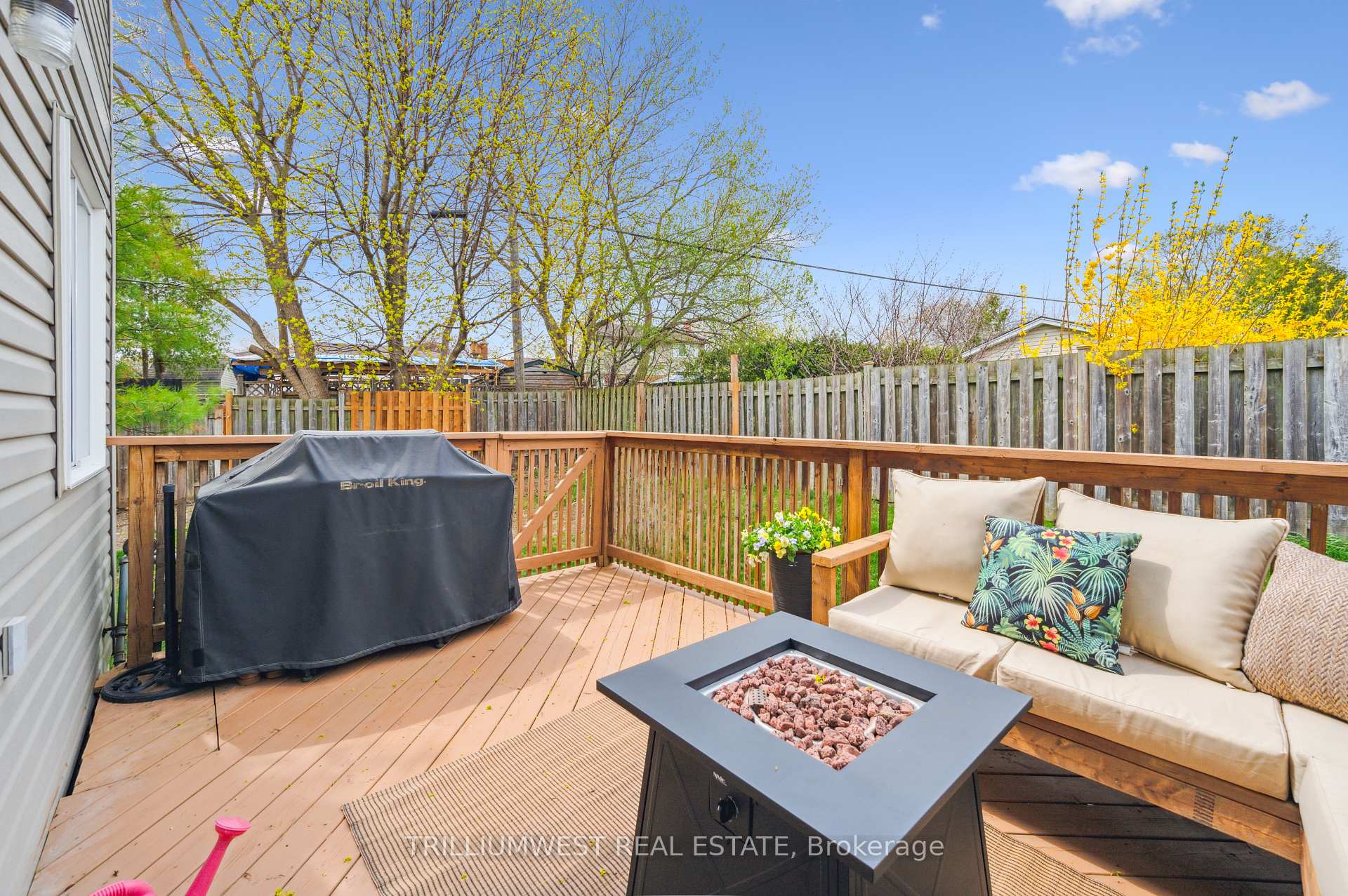 Photo 33 of Unit 22, 120 Dudhope Avenue, Cambridge — HOMEH