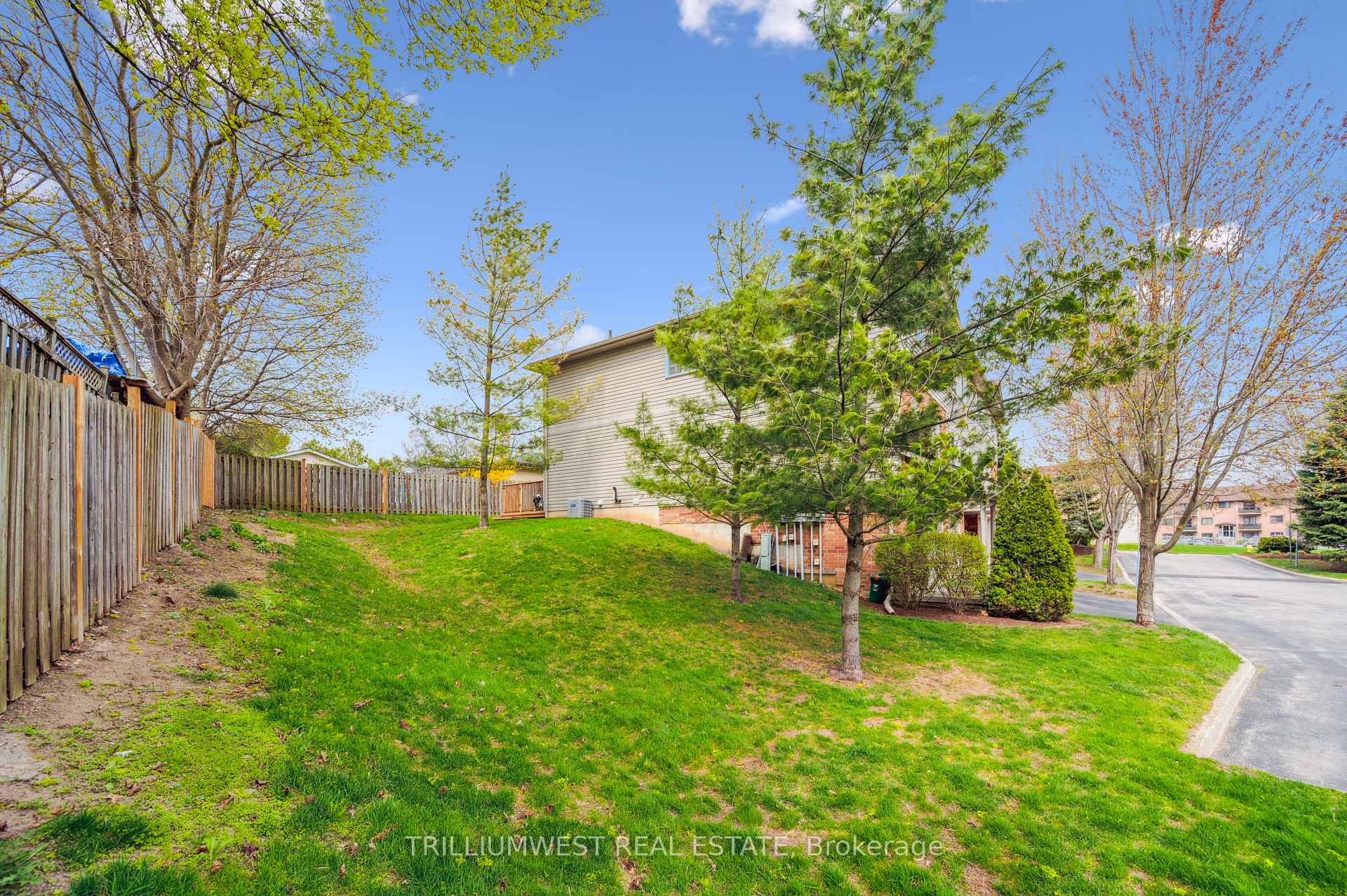 Photo 36 of Unit 22, 120 Dudhope Avenue, Cambridge — HOMEH