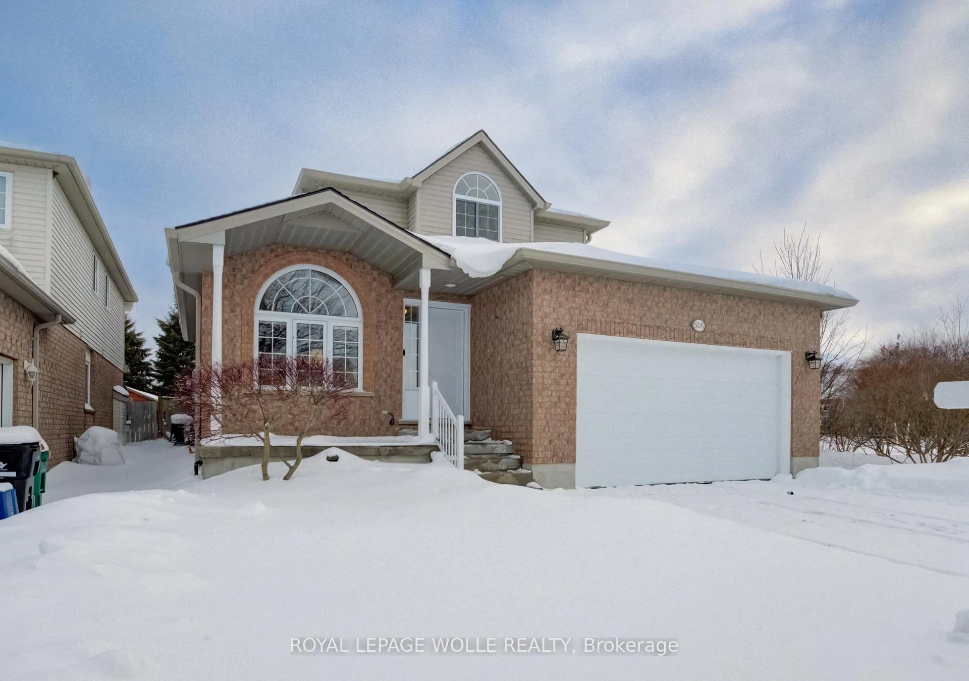 Photo 1 of 505 Sandbanks Crescent, Waterloo — HOMEH
