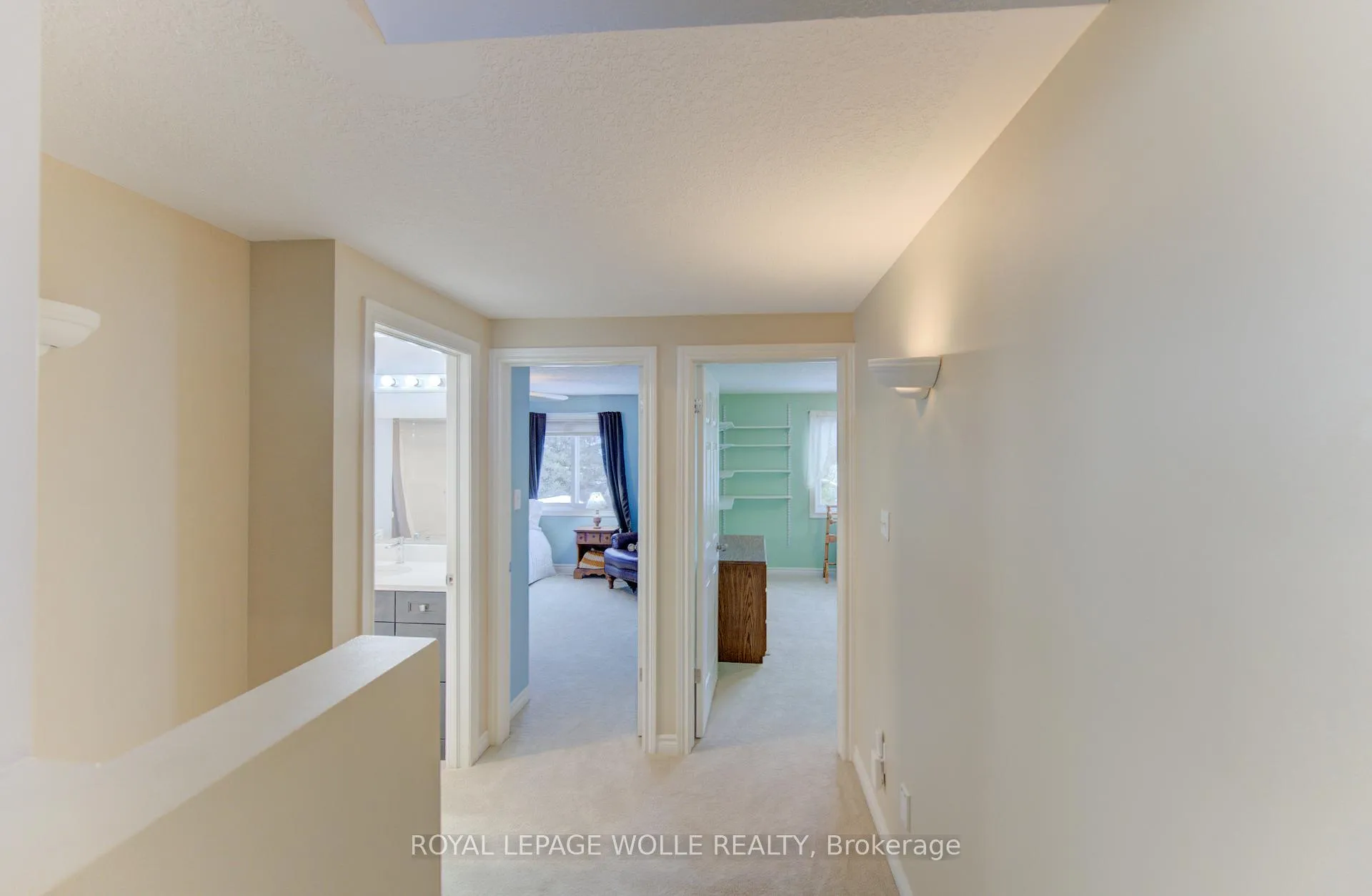 Photo 33 of 505 Sandbanks Crescent, Waterloo — HOMEH