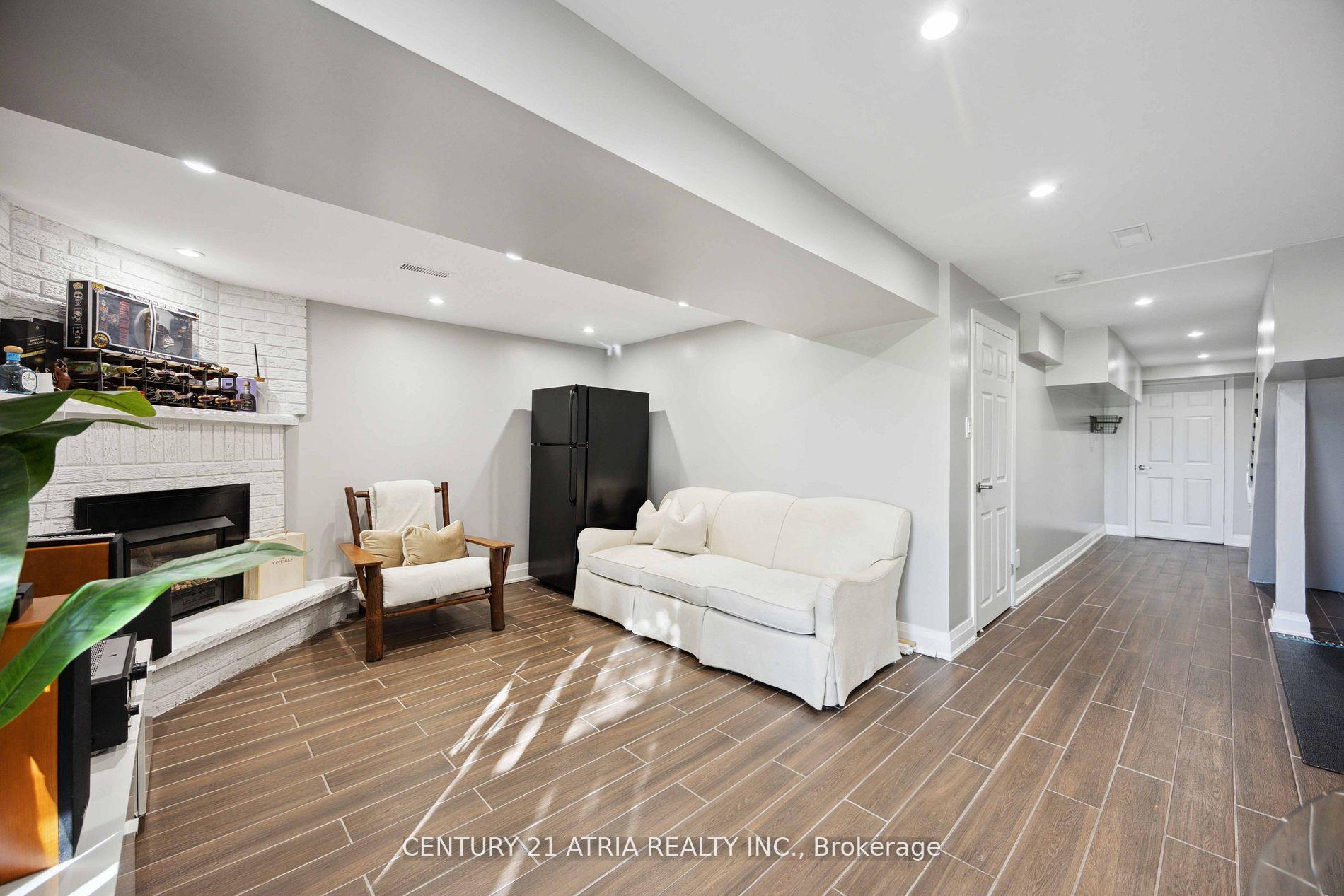 Photo 46 of Unit 4, 88 Rainbow Drive, Vaughan, West Woodbridge — HOMEH