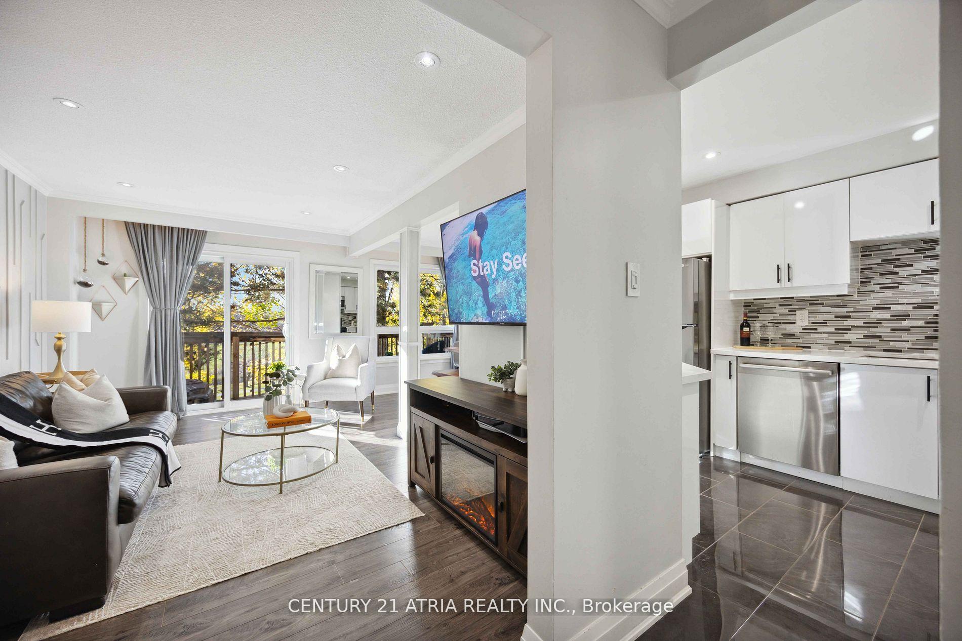 Photo 6 of Unit 4, 88 Rainbow Drive, Vaughan, West Woodbridge — HOMEH