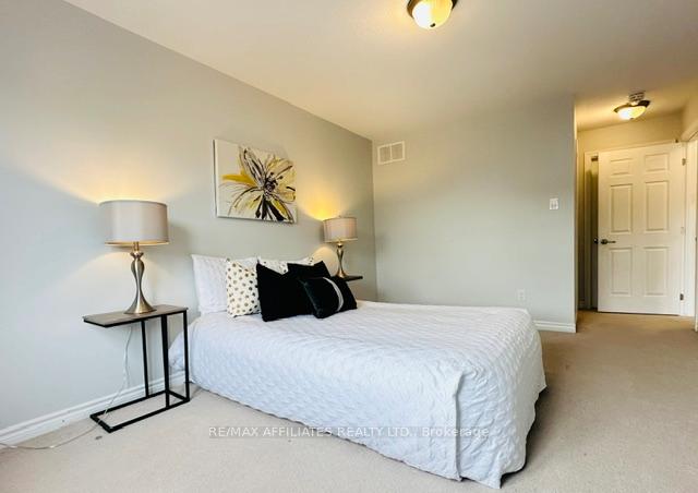 Photo 20 of 20 Squashberry Lane, Ottawa, Kanata - Emerald Meadows/Trailwest — HOMEH