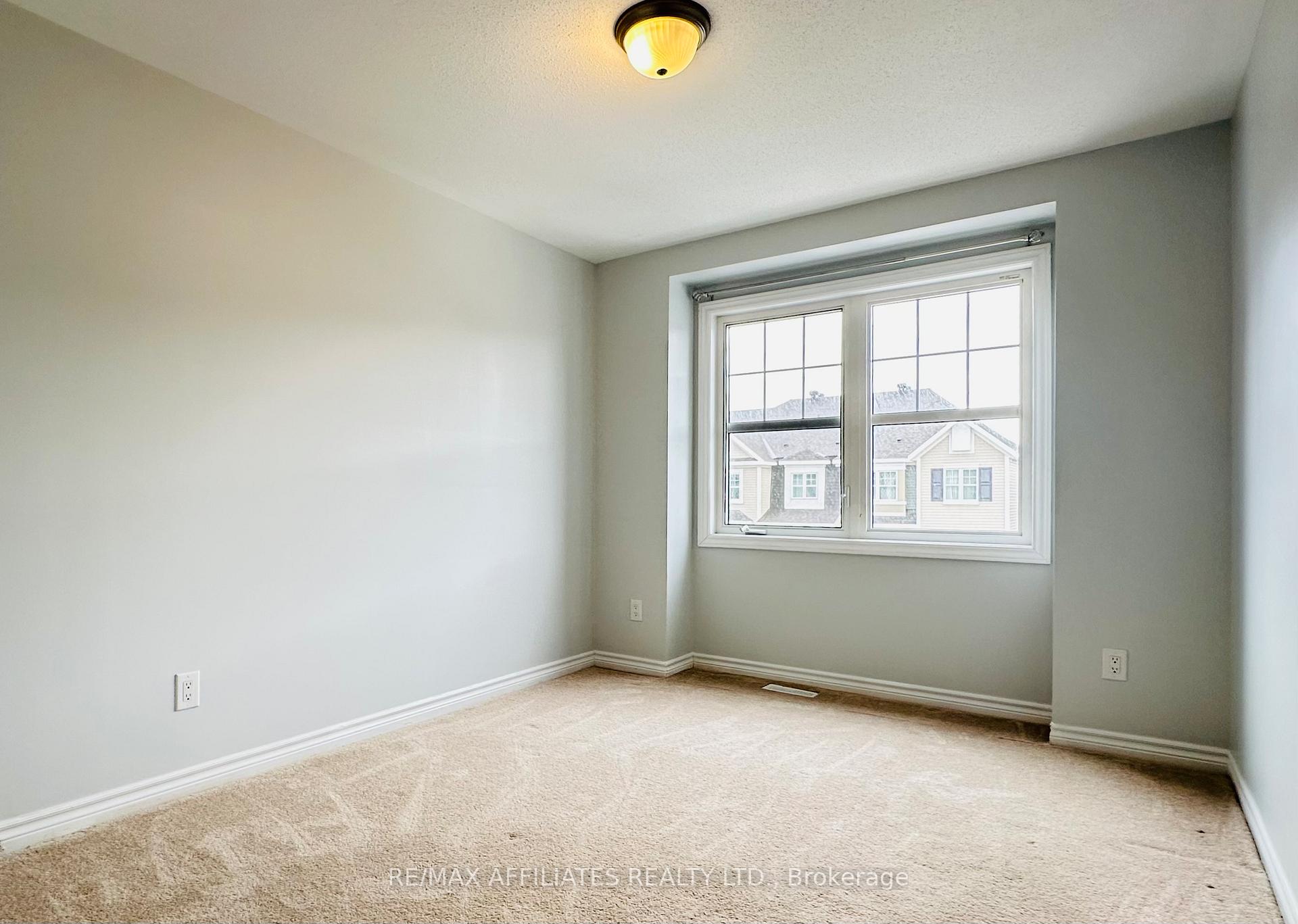 Photo 24 of 20 Squashberry Lane, Ottawa, Kanata - Emerald Meadows/Trailwest — HOMEH
