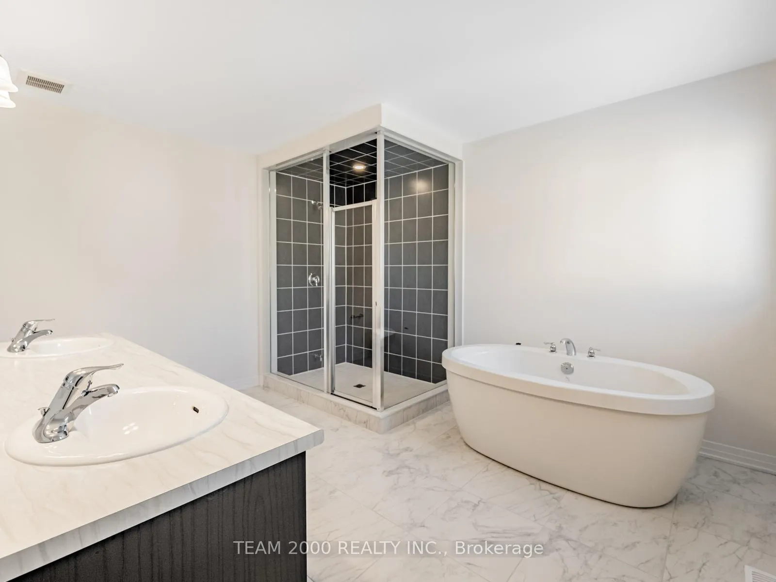 Photo 98 of 36 Soules Square, Hamilton, Binbrook — HOMEH