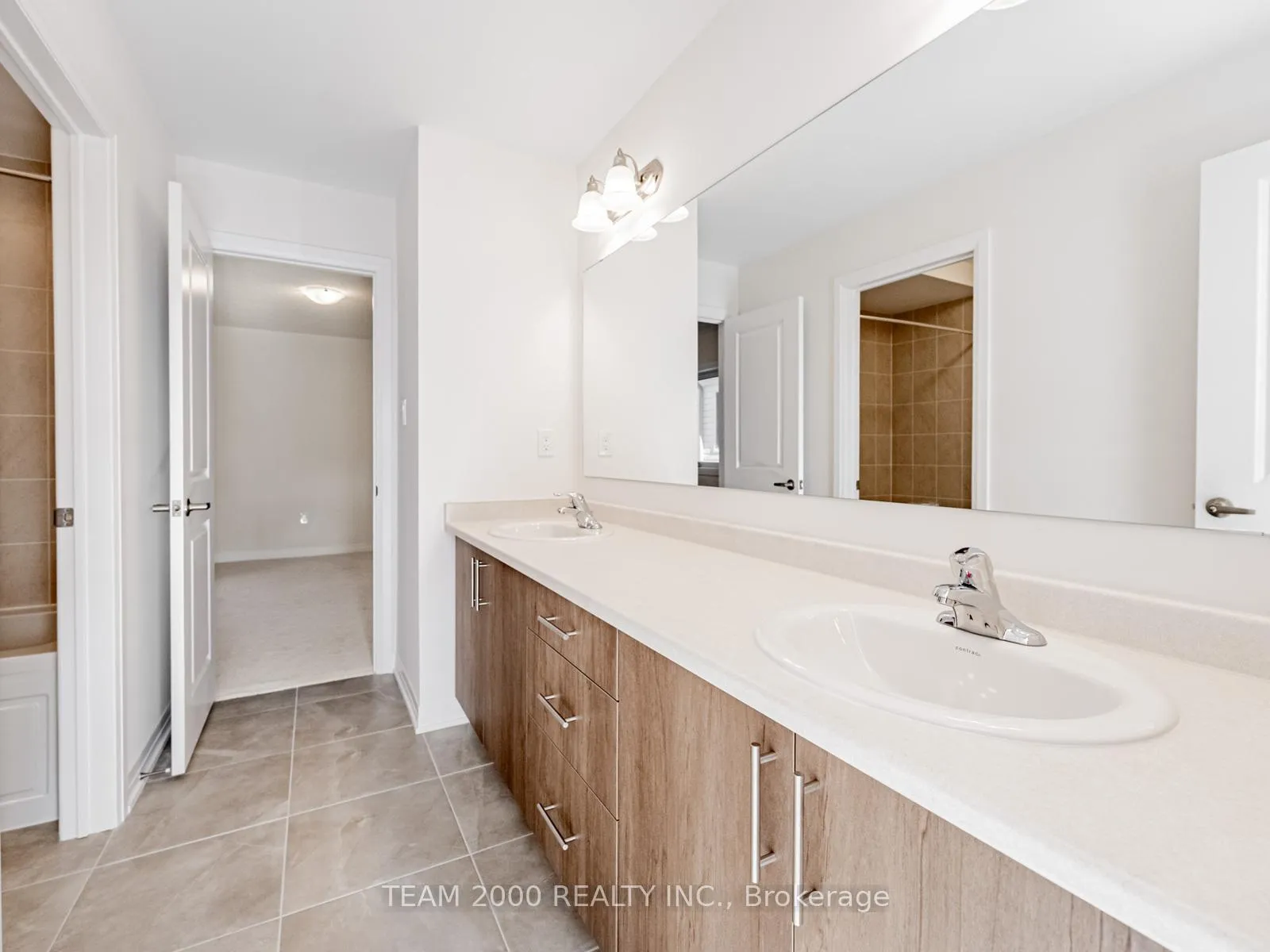 Photo 117 of 36 Soules Square, Hamilton, Binbrook — HOMEH