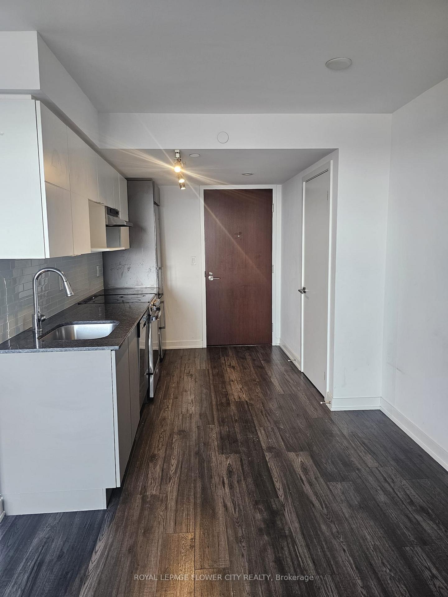 Photo 14 of Unit 1301, 120 Varna Drive, Toronto, Englemount-Lawrence — HOMEH