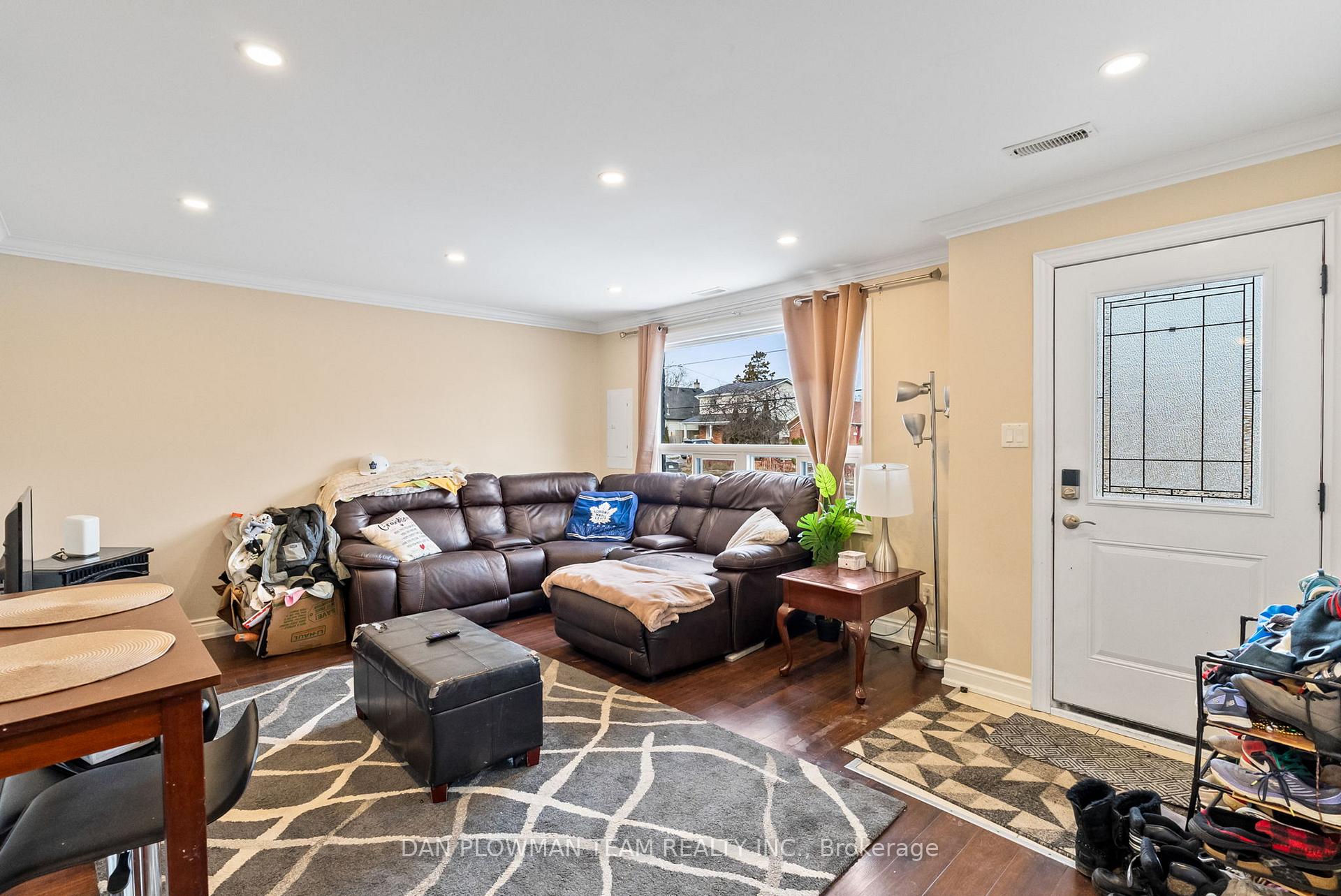 Photo 24 of 210 Wilson Road S, Oshawa, Central — HOMEH