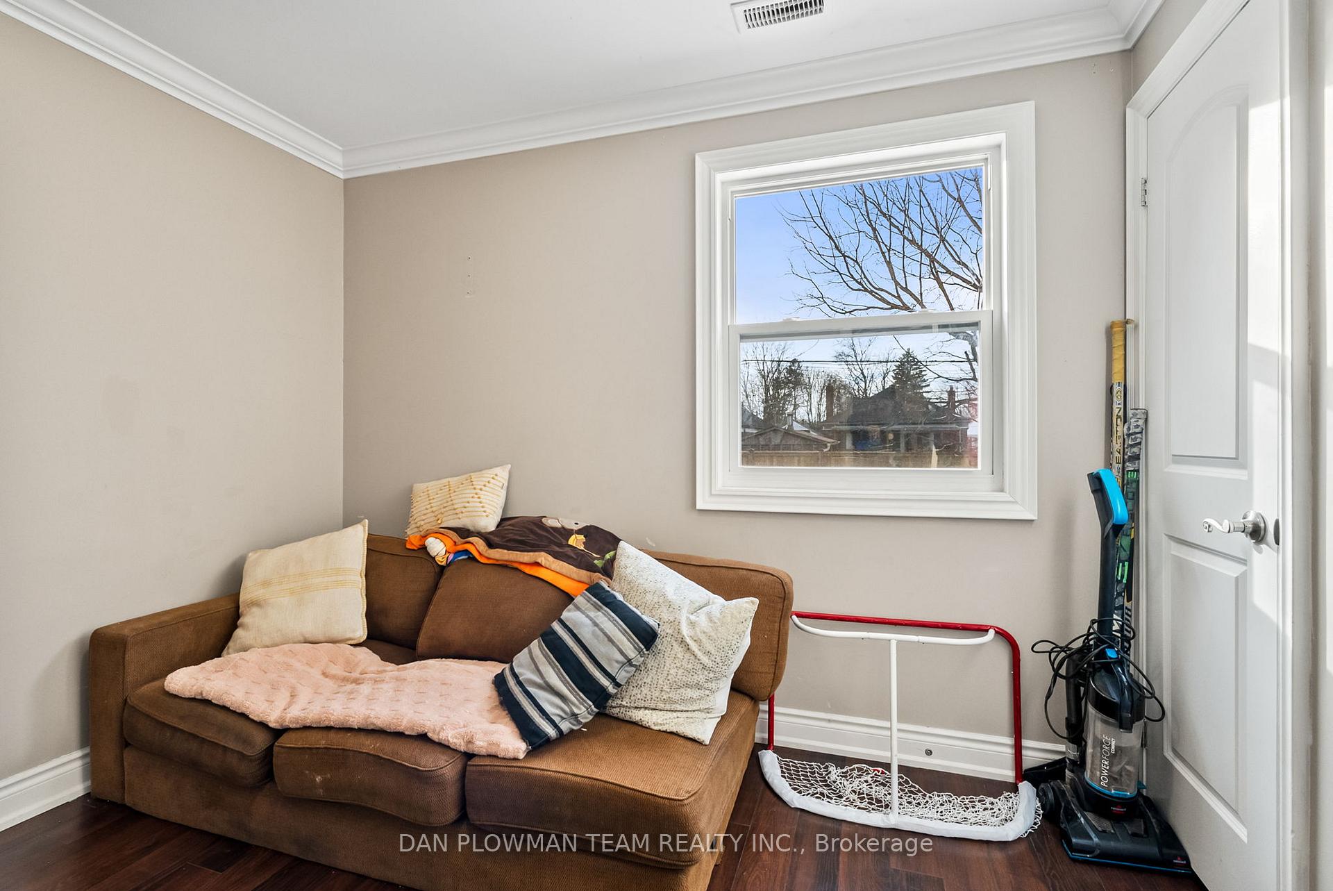 Photo 33 of 210 Wilson Road S, Oshawa, Central — HOMEH