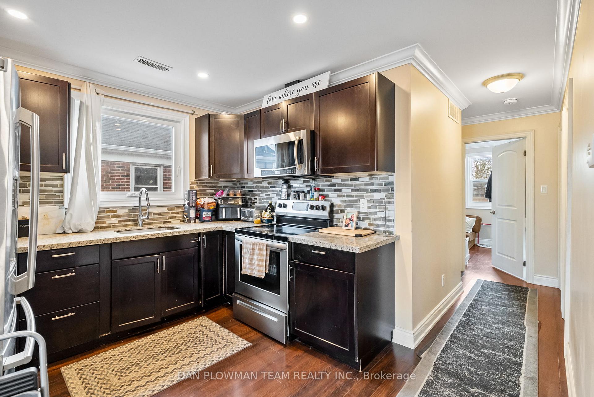 Photo 7 of 210 Wilson Road S, Oshawa, Central — HOMEH