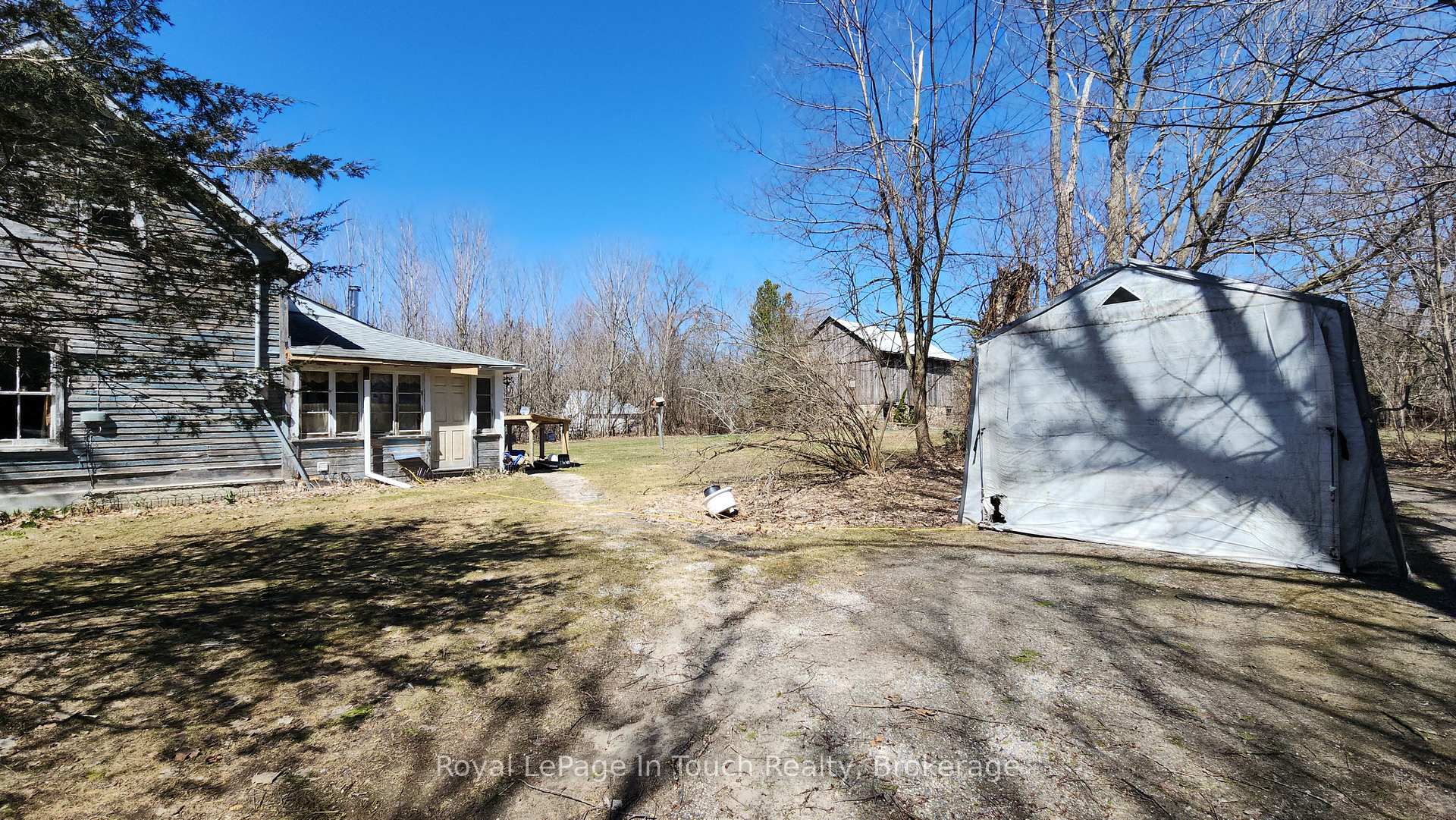 Photo 6 of 1655 Newton Street W, Tay, Rural Tay — HOMEH